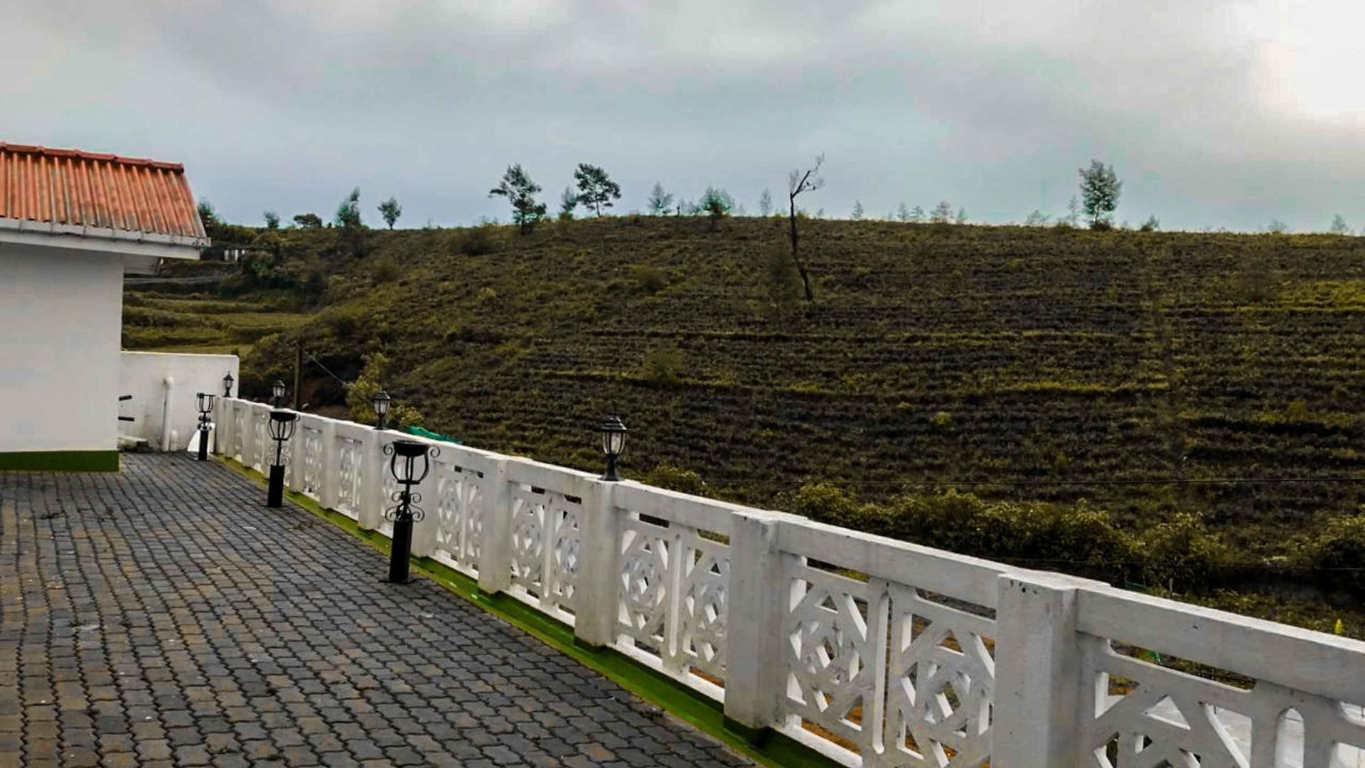 Leisure Village Nuwaraeliya Hotel