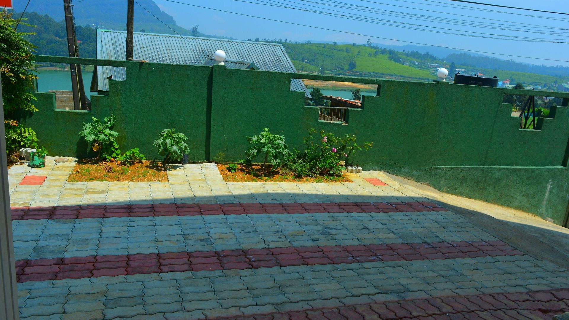 Hill Paradise 3*