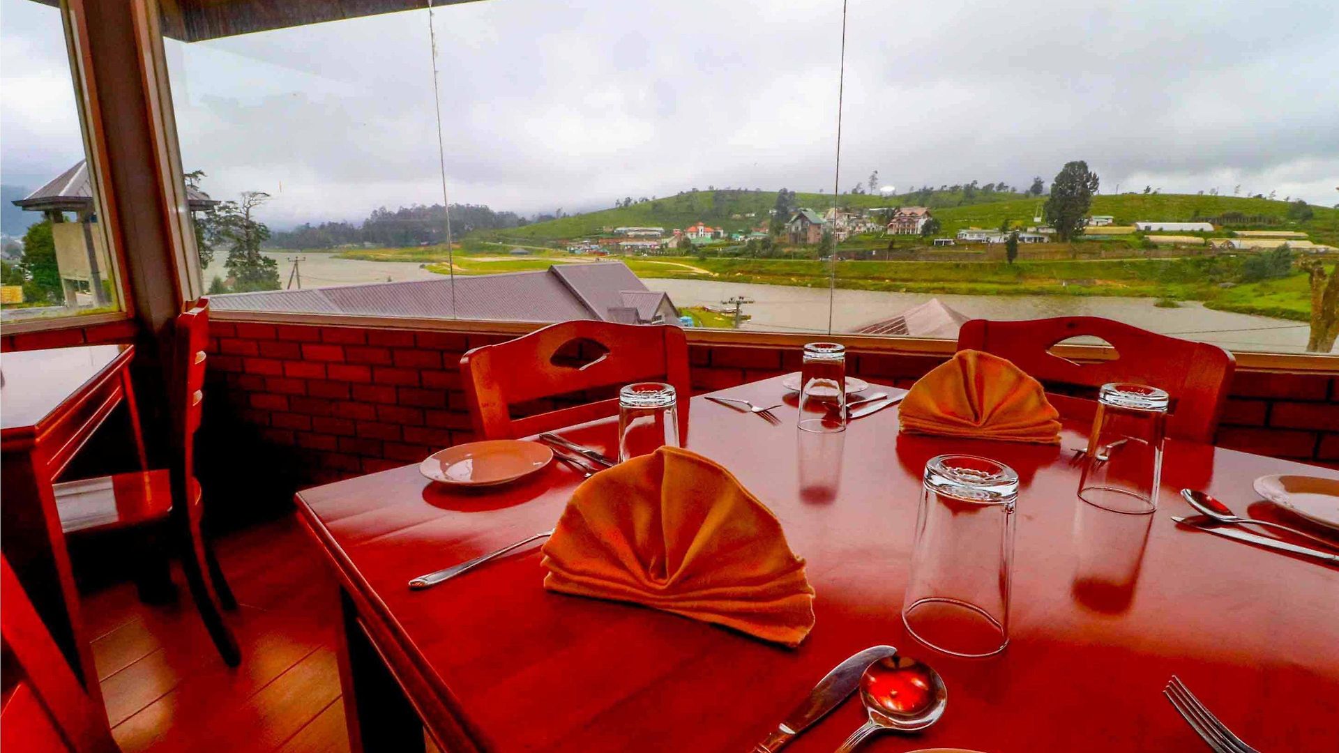 Yoho View Hotel 2*