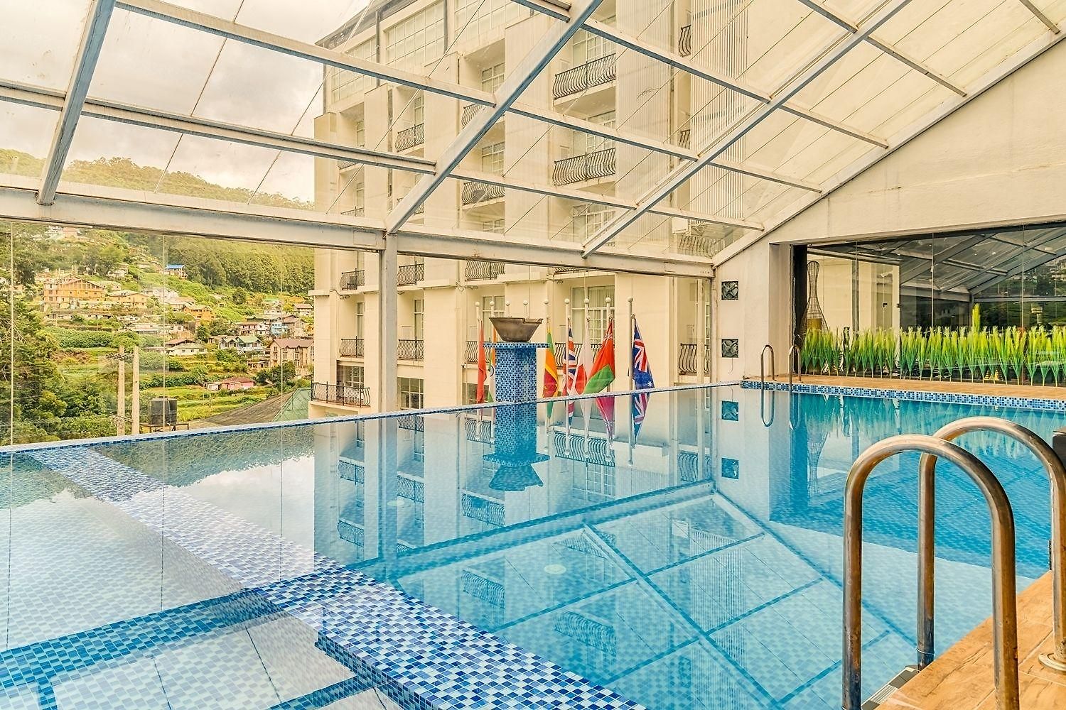 The Golden Ridge Hotel 5*