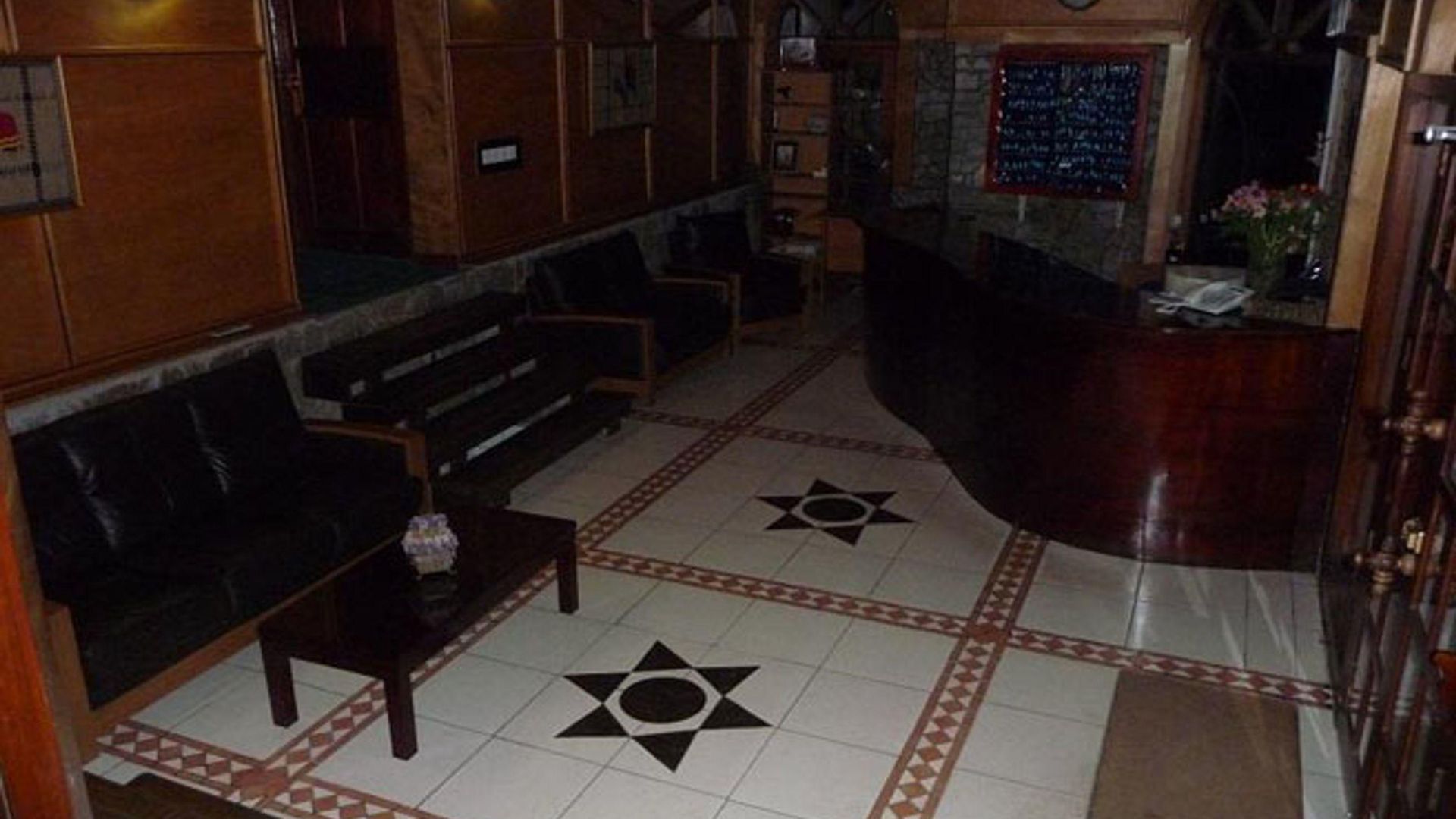 Hotel Silver Falls -