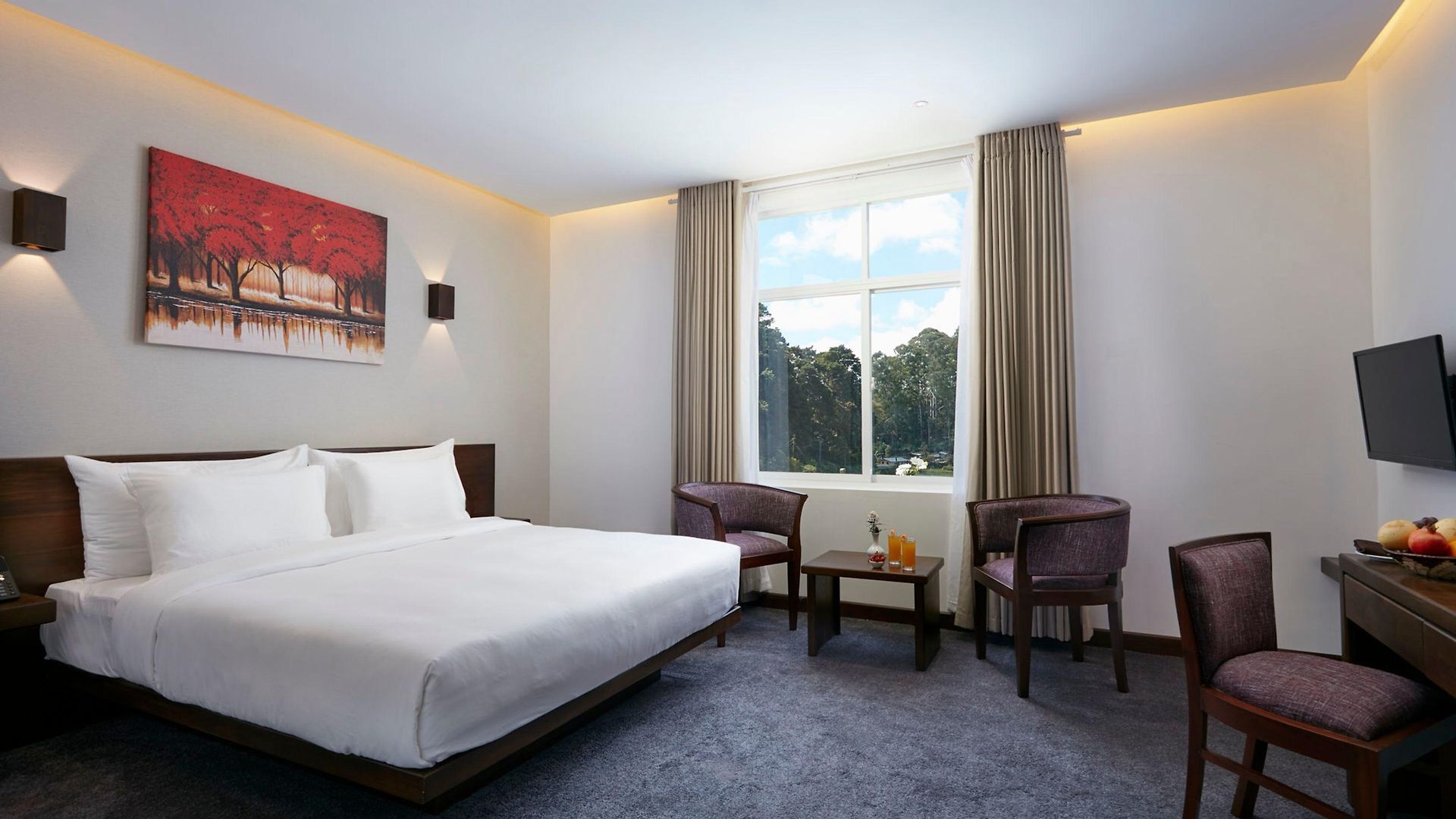 Galway Heights Hotel 4*