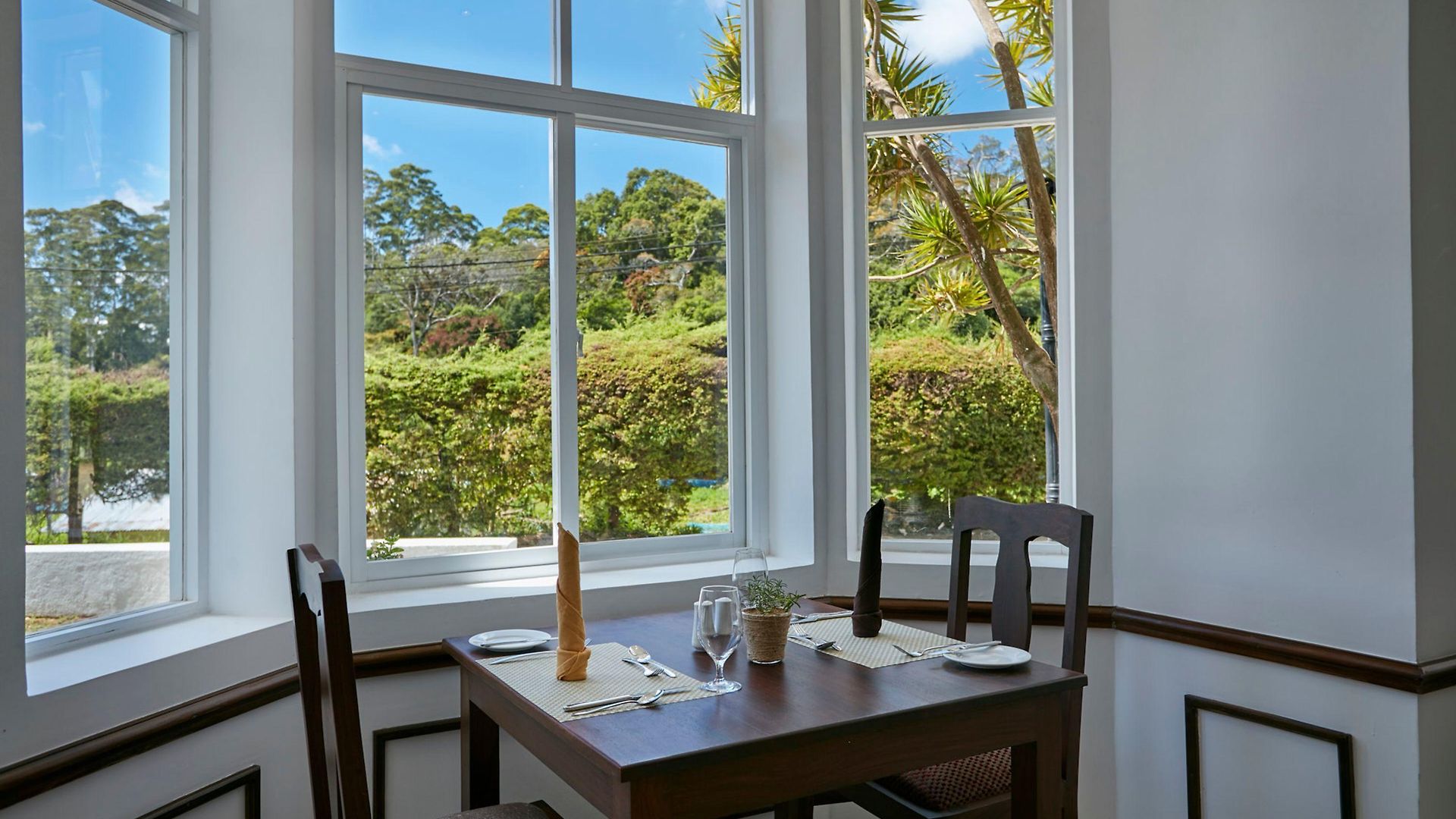 Hotel Galway Heights 4*