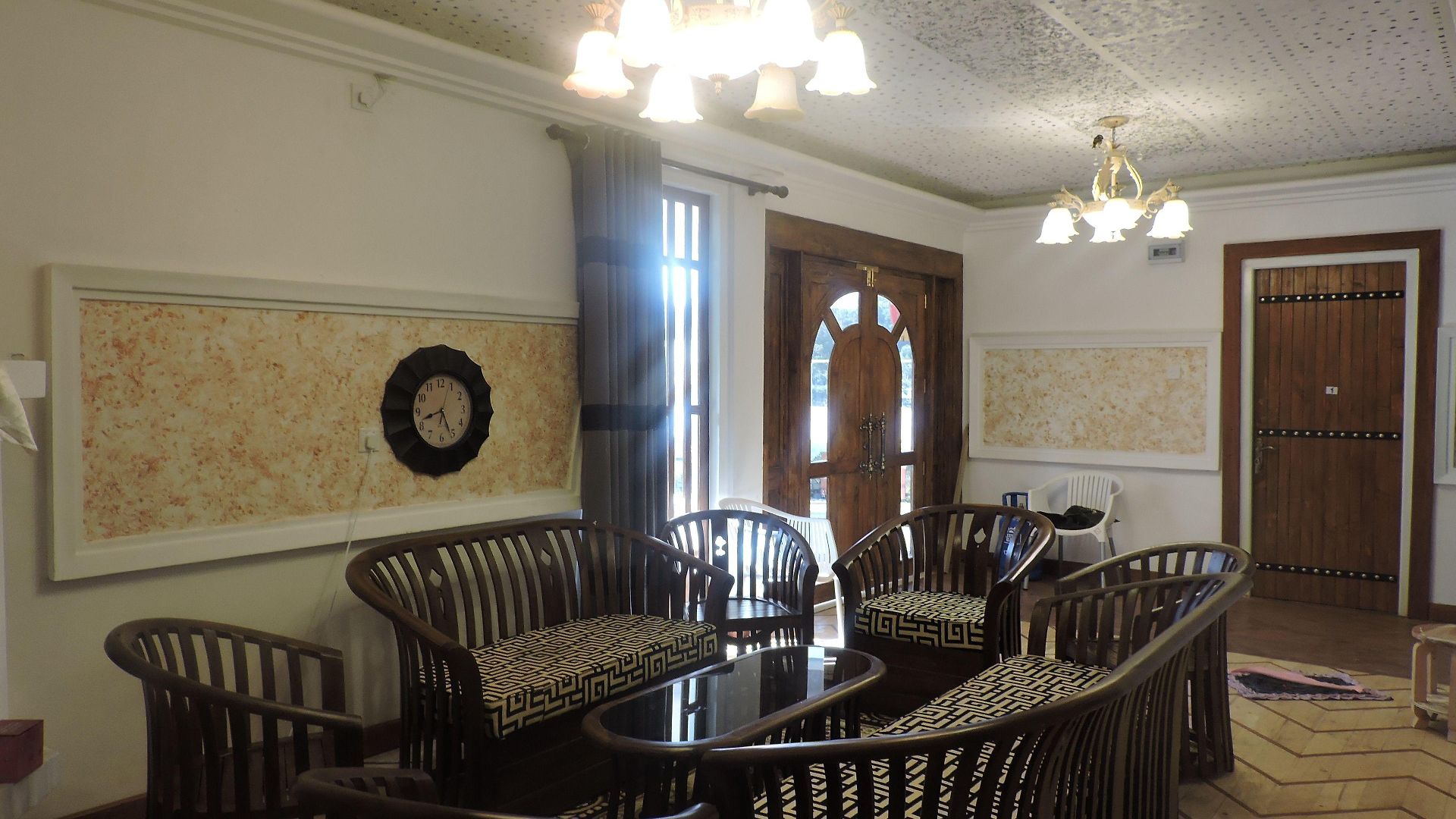 White Tower Hotel Nuwara Eliya