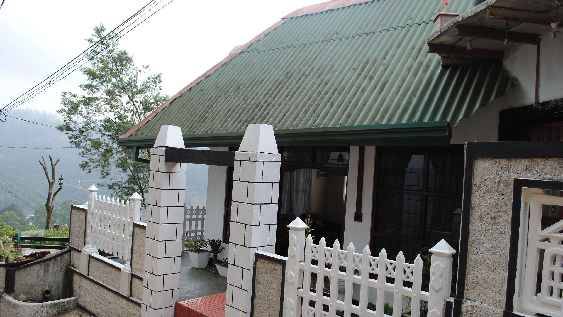 Hotel The Mount View By Liyozi Leasiure
