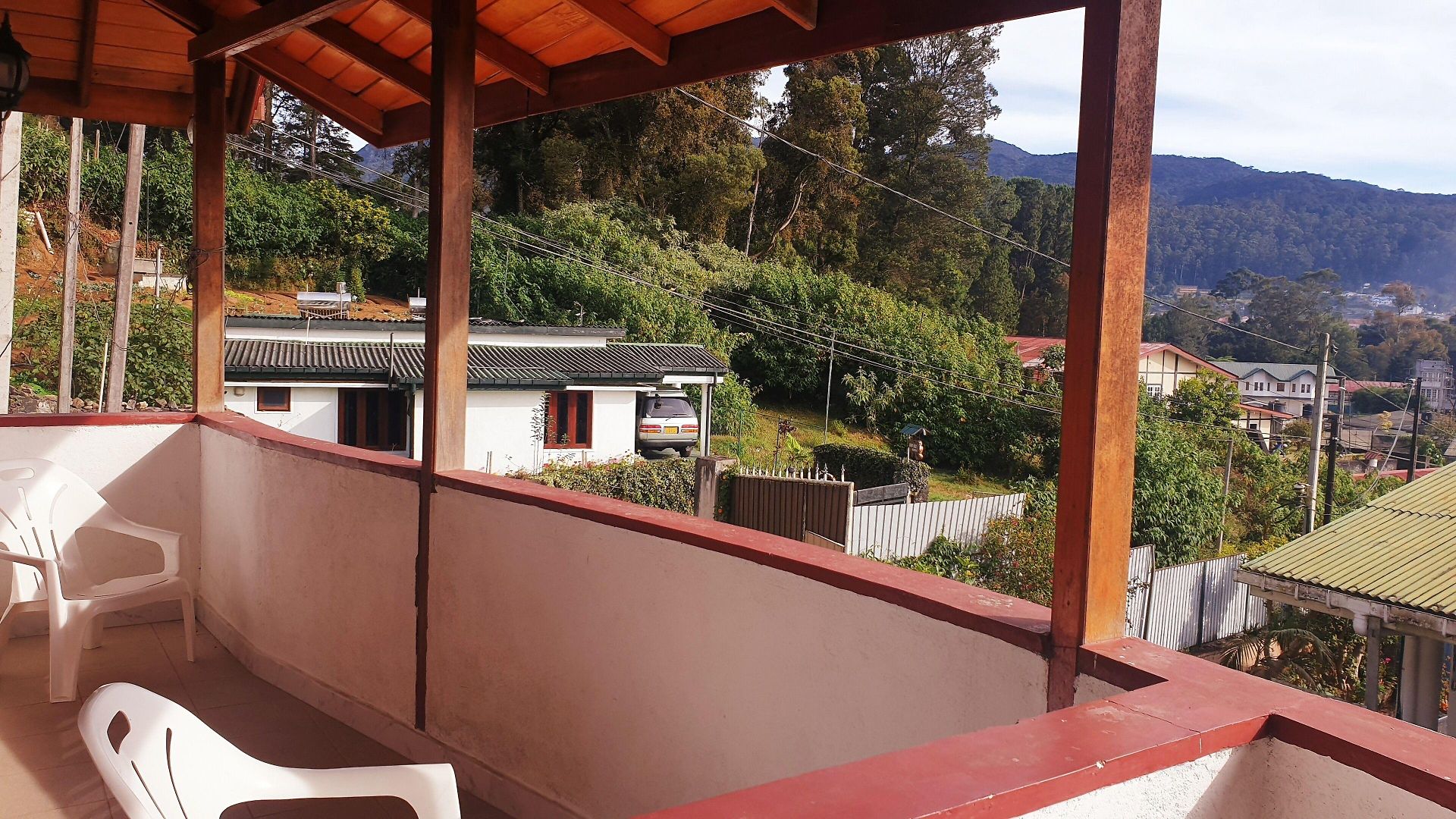 Oviya Guest Inn