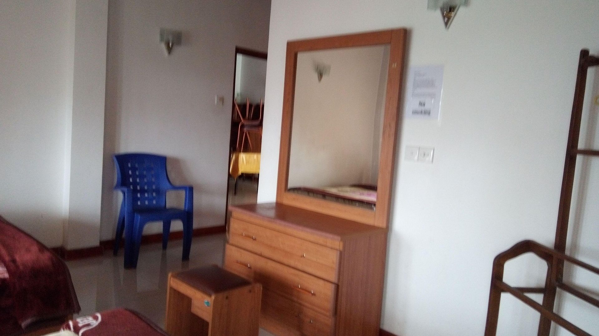 Oviya Guest Inn