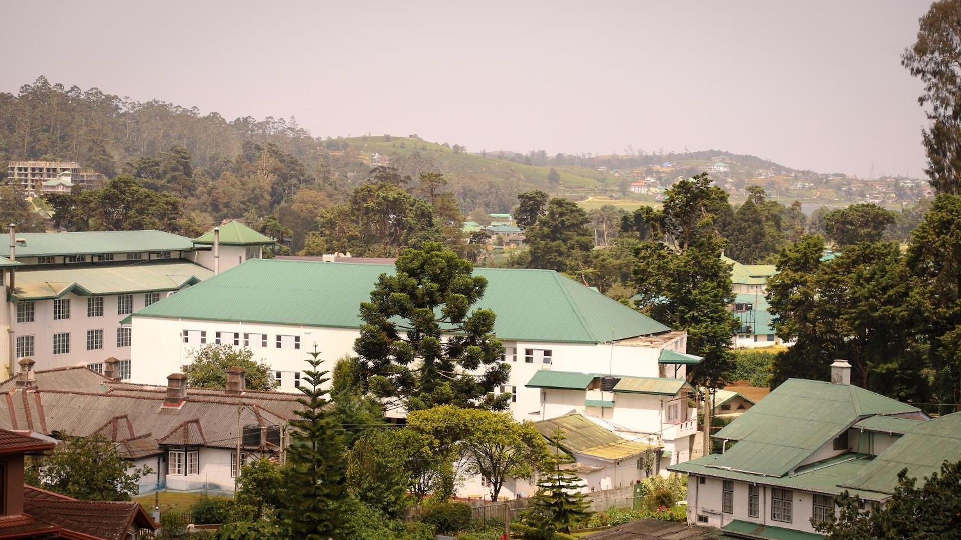 Oviya Guest Inn