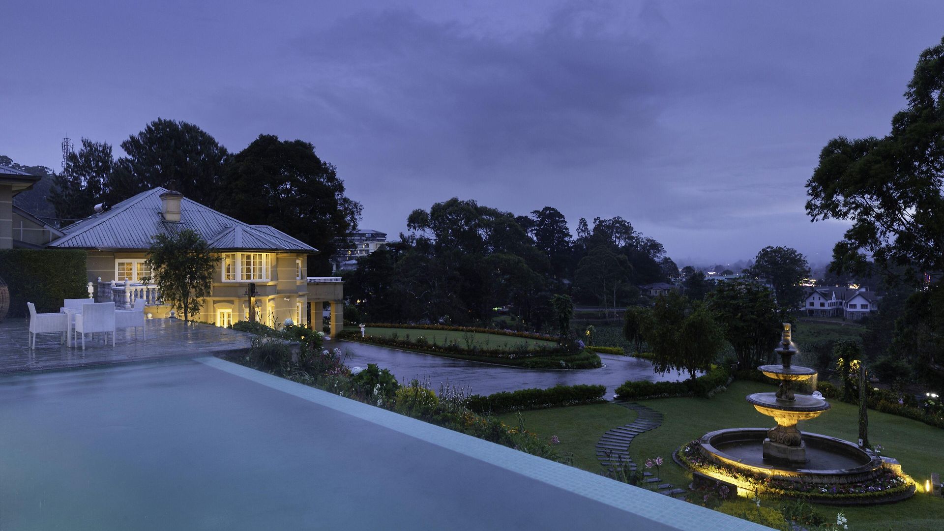 The Westbury Palace Hotel Nuwara Eliya