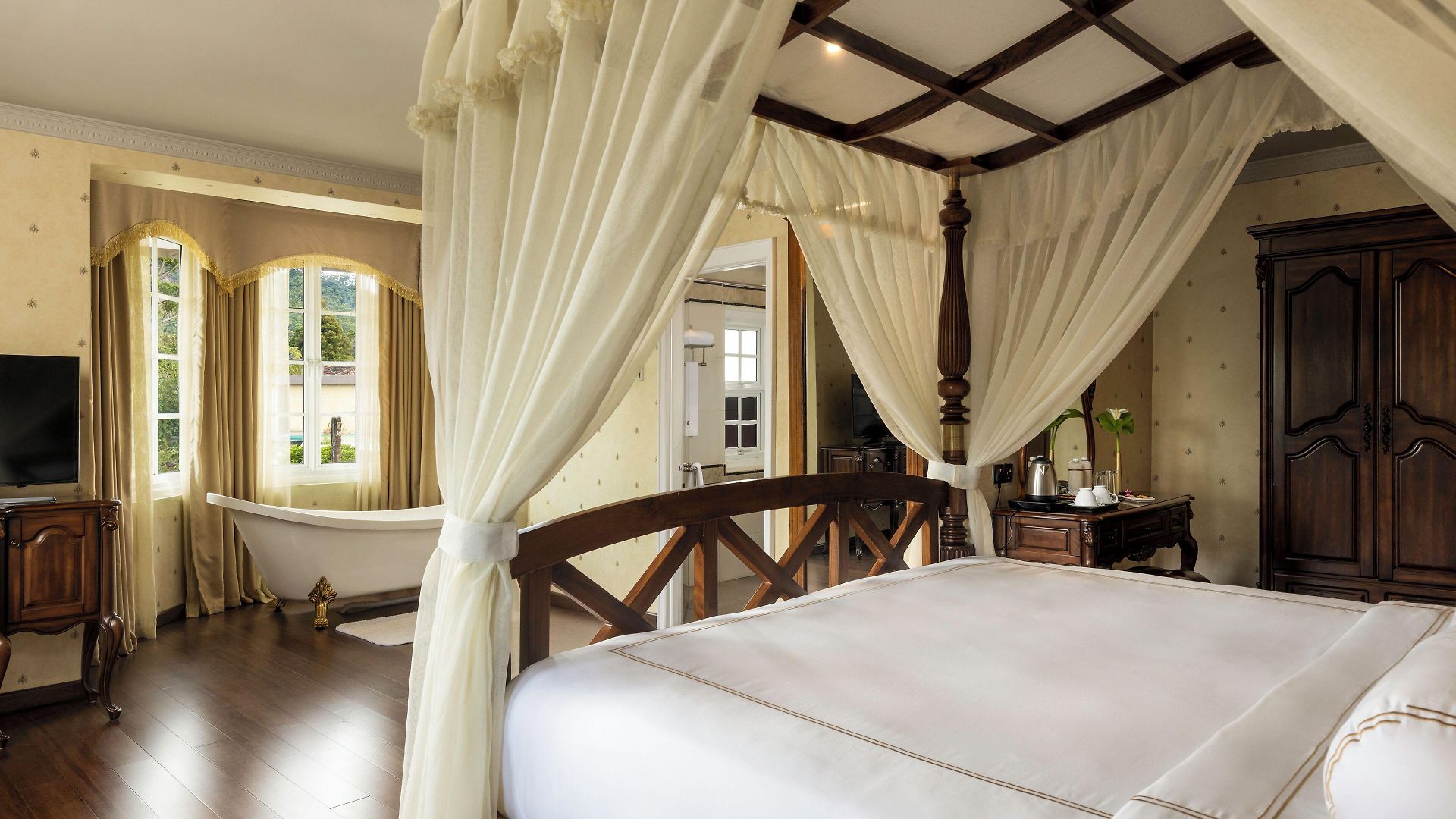 The Westbury Palace Hotel