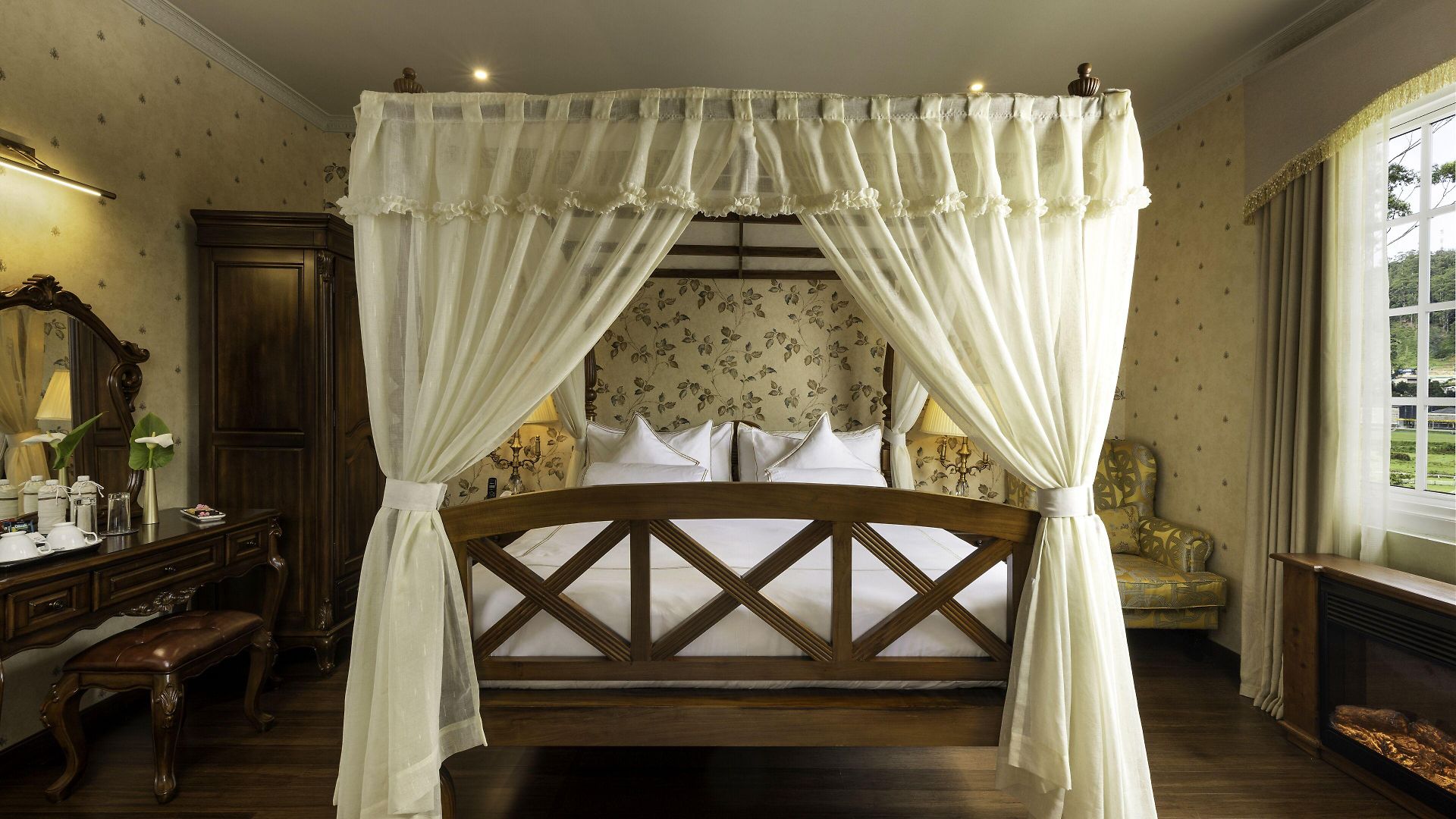 The Westbury Palace 5* Nuwara Eliya
