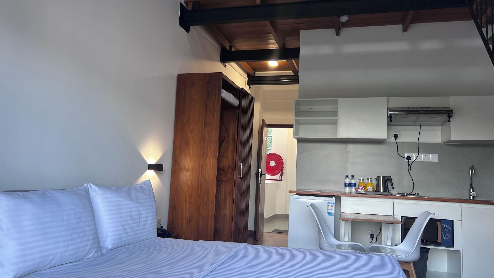 Hotel 88th
