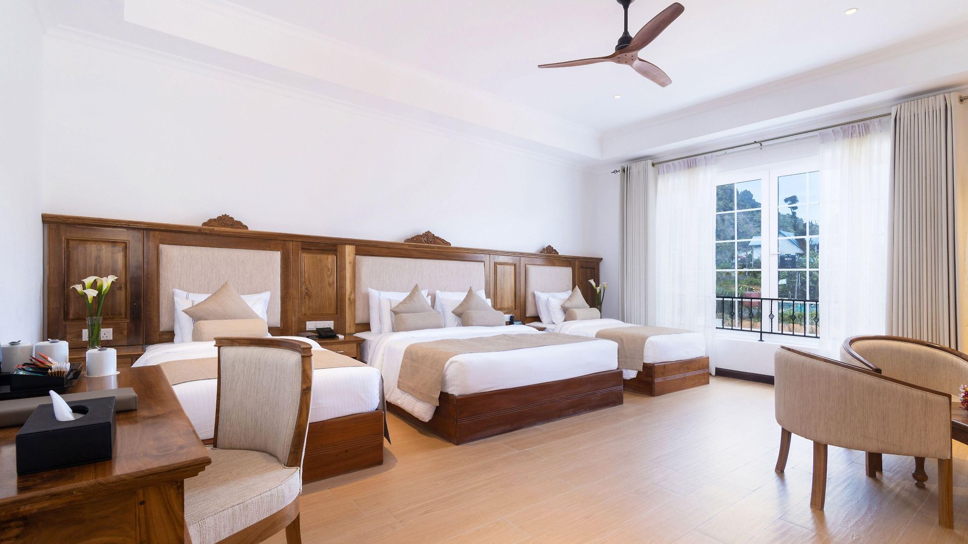 Araliya Red - Budget Friendly Hotel- Where Find Stunning 360 Panoramic View Of