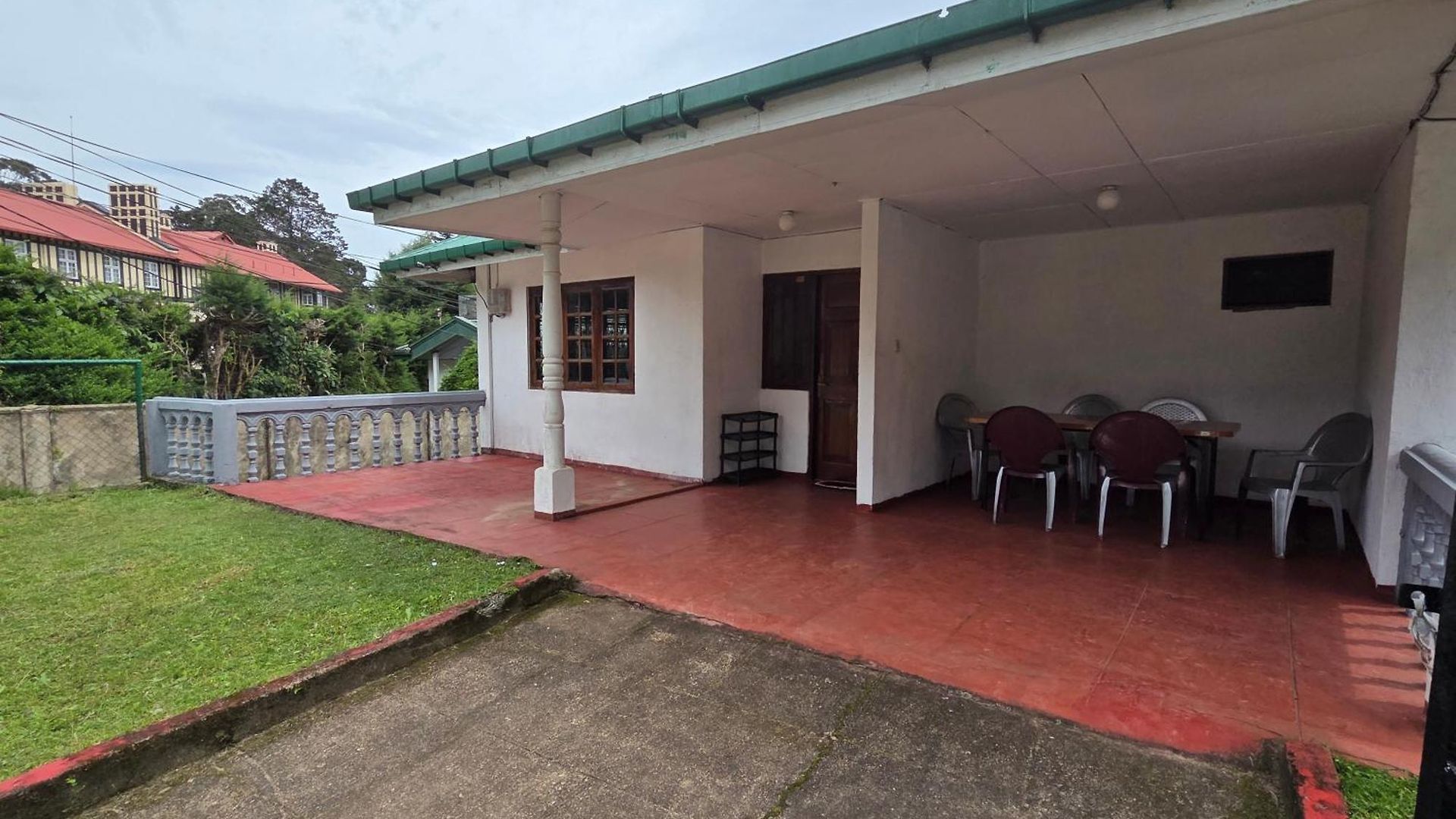 Le Grand Chateau Homestay Nuwara Eliya