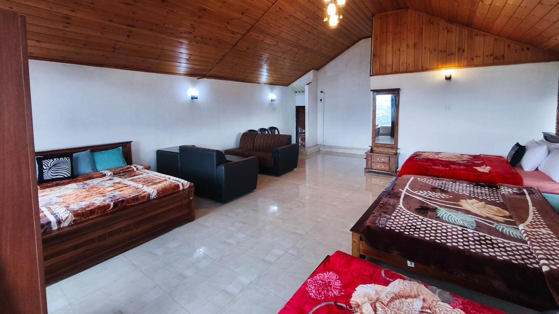 Malsha Bunglow Hostel *