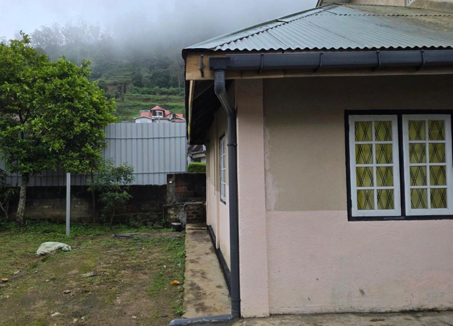 Homestay Le Grand Chateau Nuwara Eliya