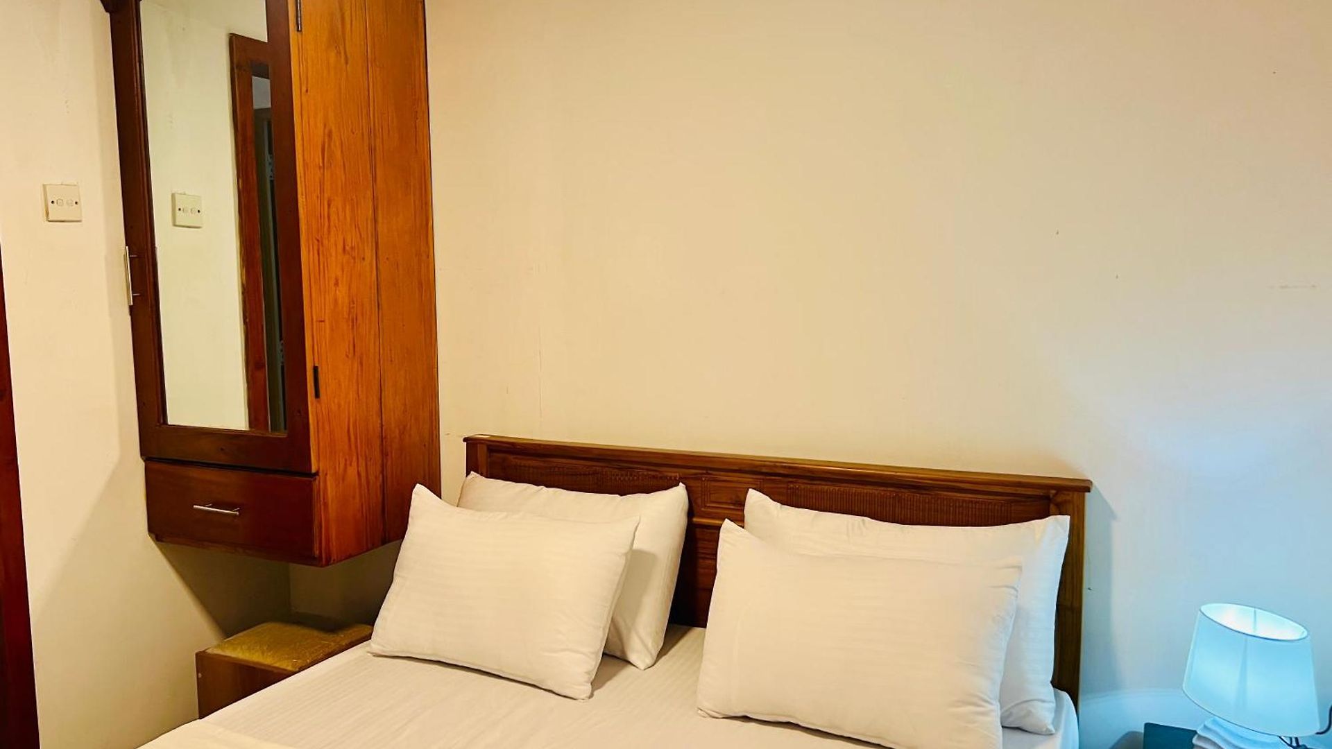 Homestay Ck *