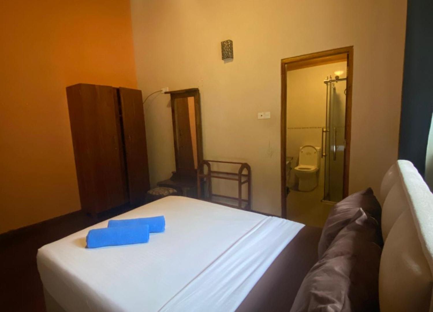 Glenfalls Rest *