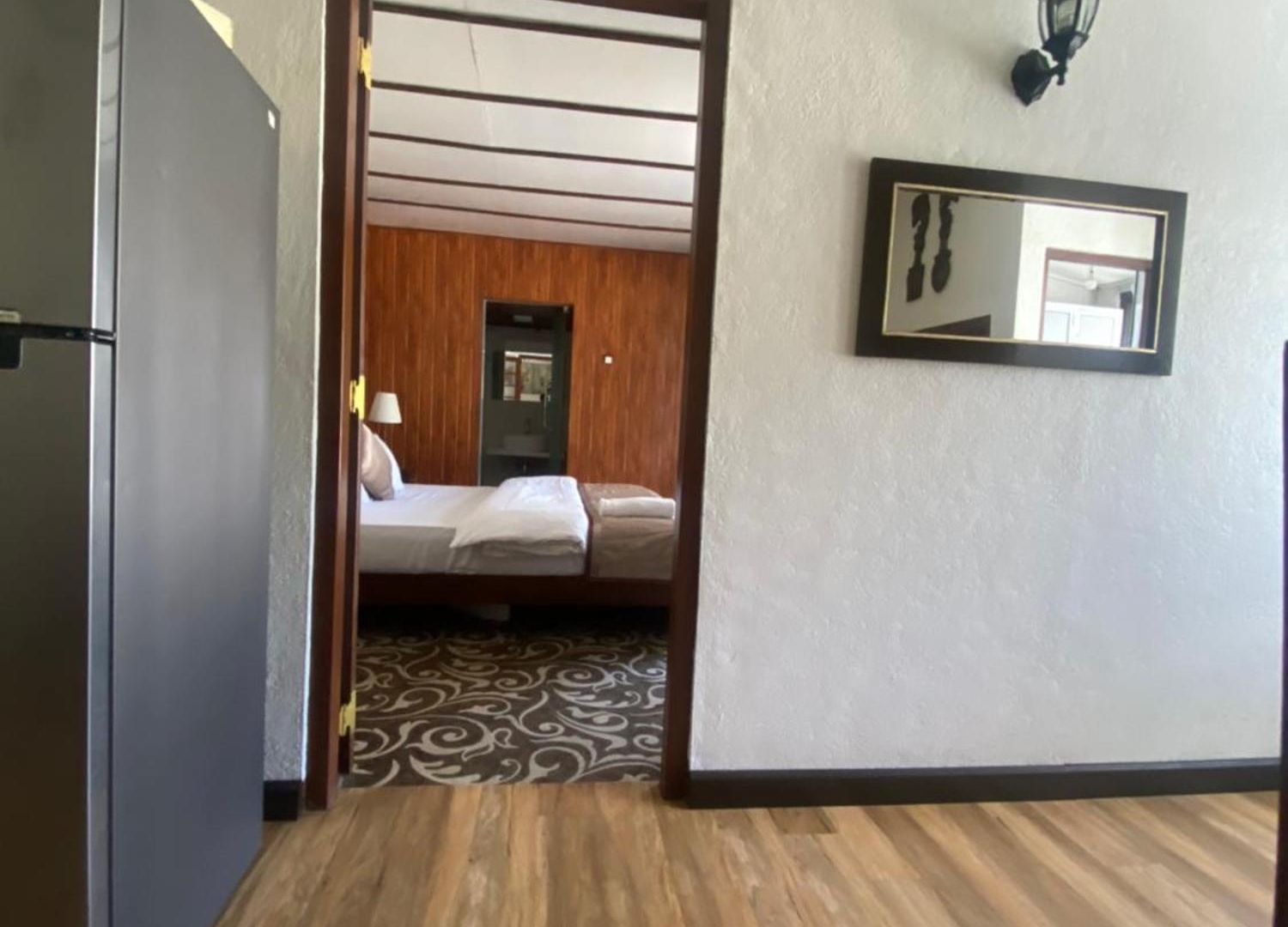 Peak View Hotel *