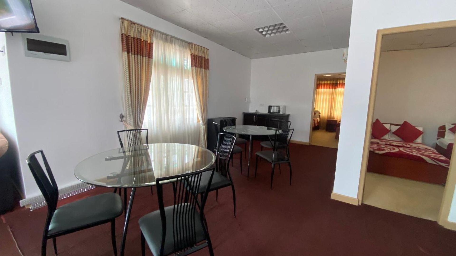 R R I Luxury Hotel 3*
