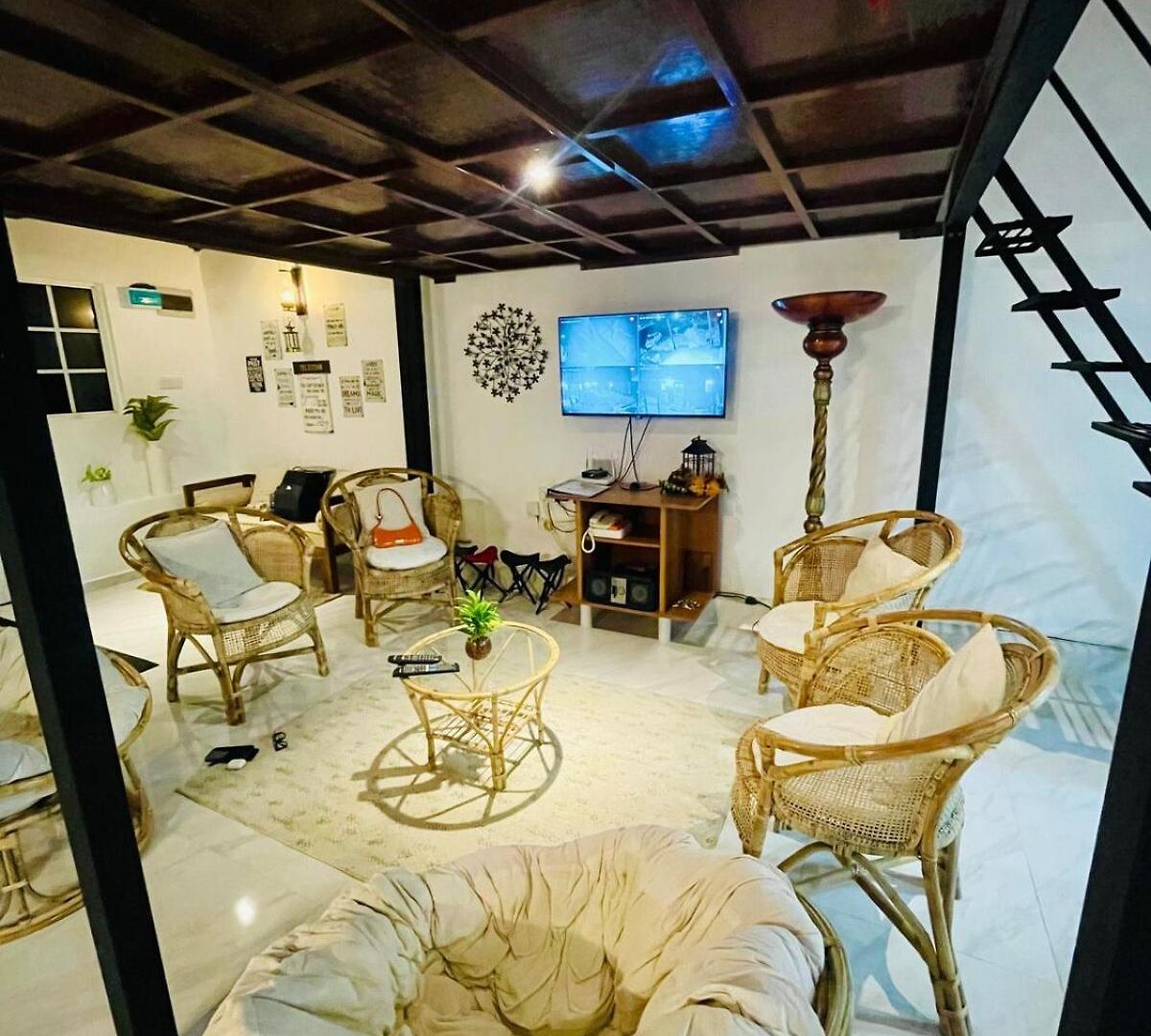 The Burrow - A Modern Loft-style Luxury