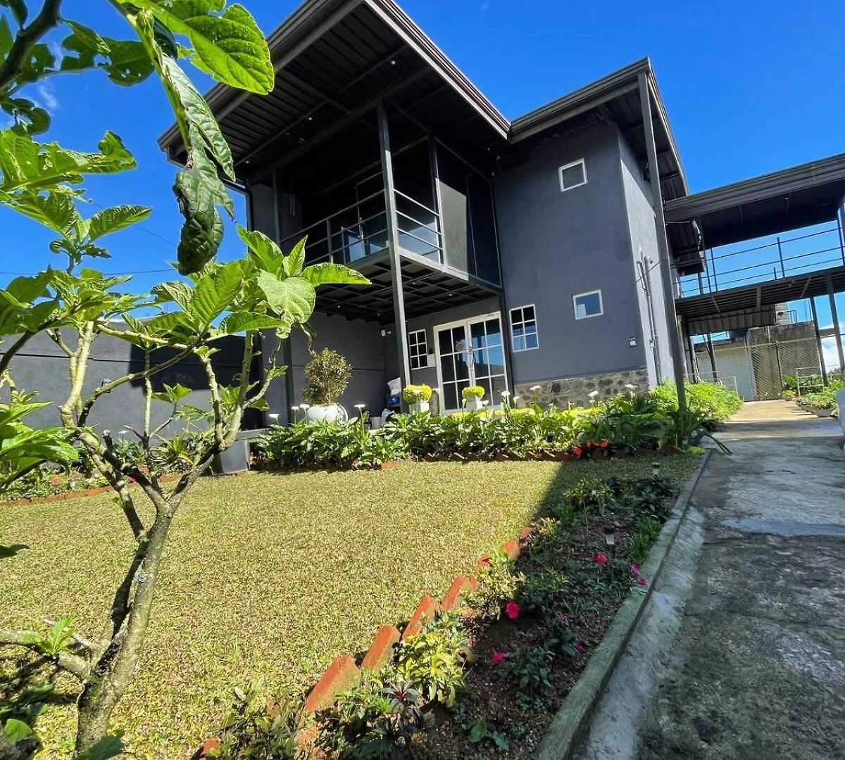 The Burrow - A Modern Loft-style Luxury * Nuwara Eliya
