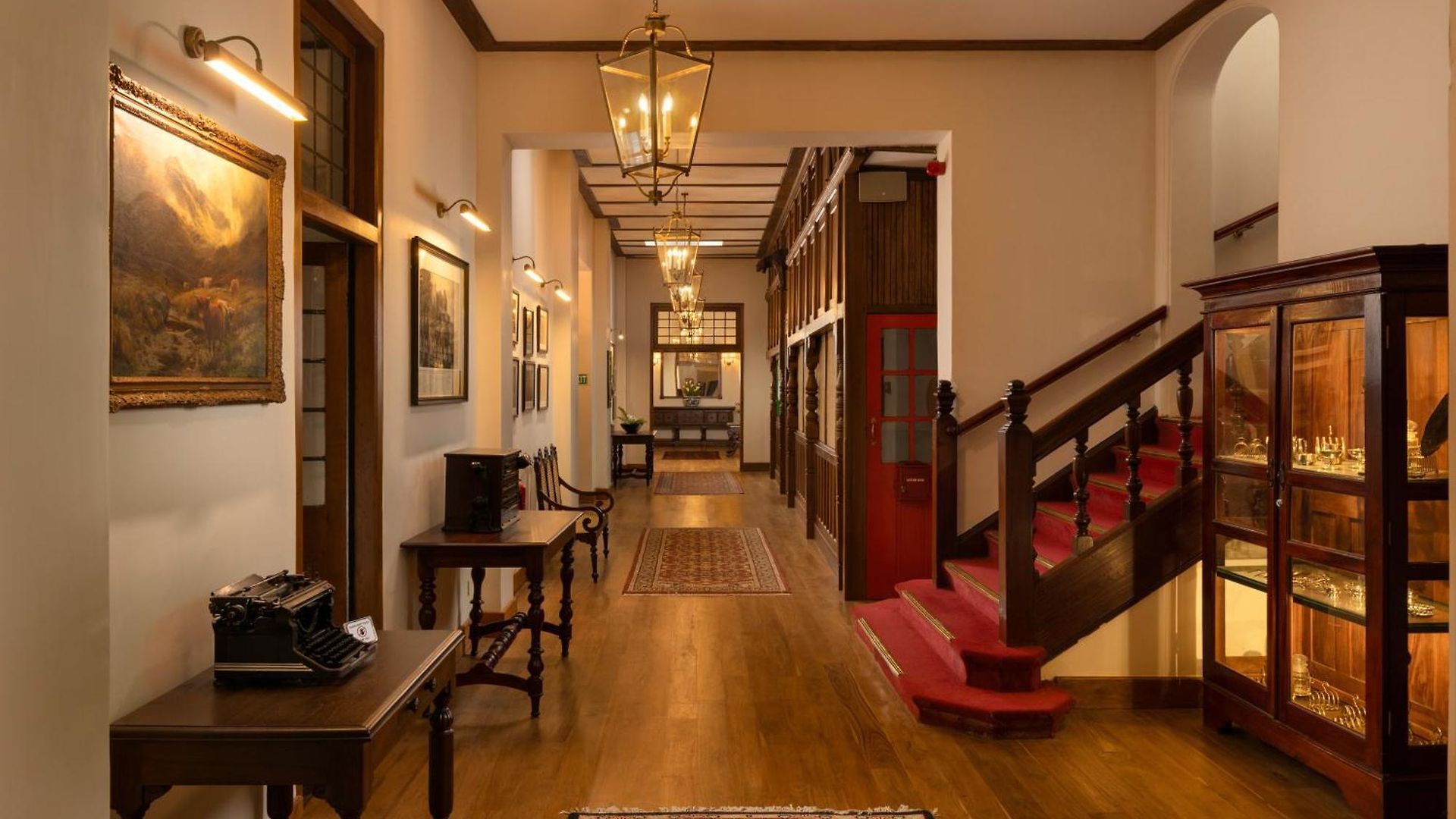 The Hill Club - Villa Nuwara Eliya