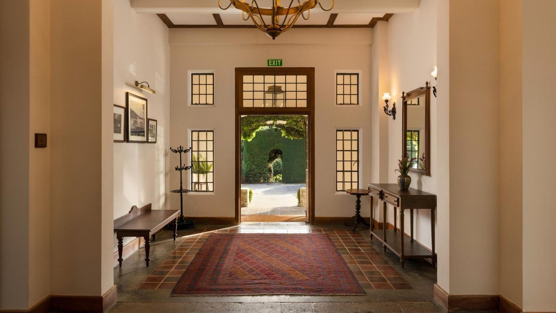 The Hill Club - * Nuwara Eliya