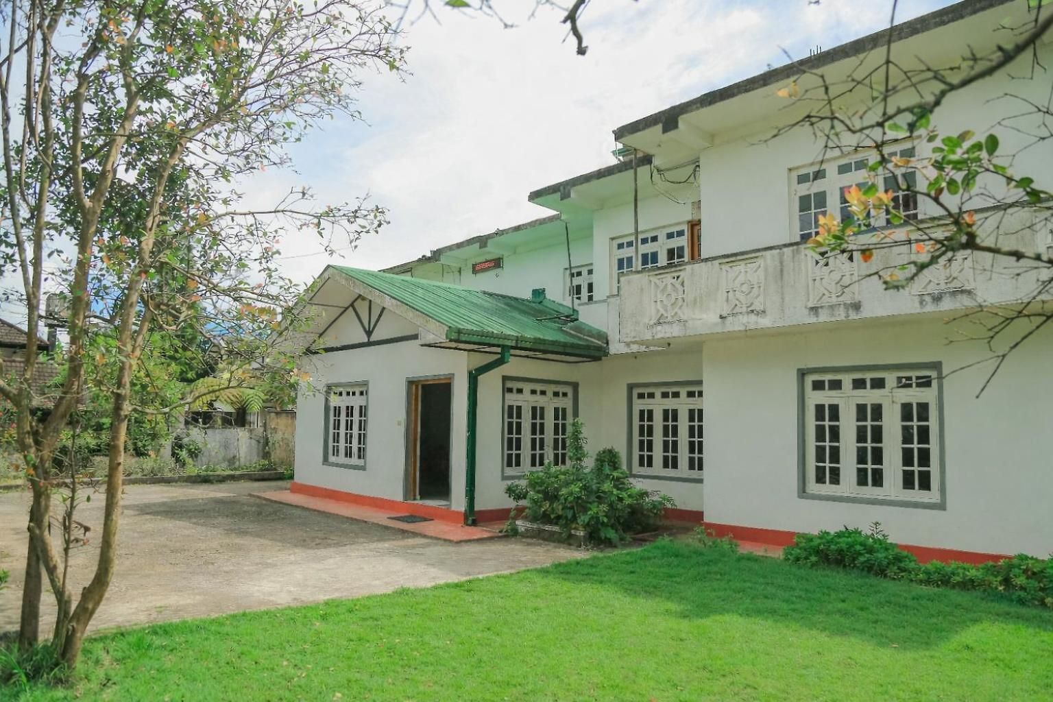 Glenfall Guest Hotel *
