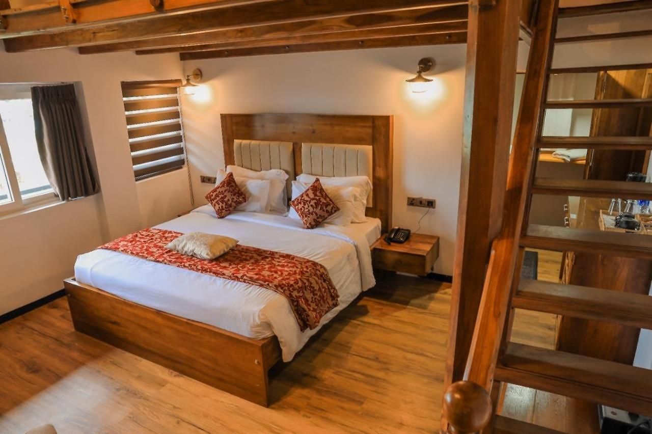 Hotel Queens 5*