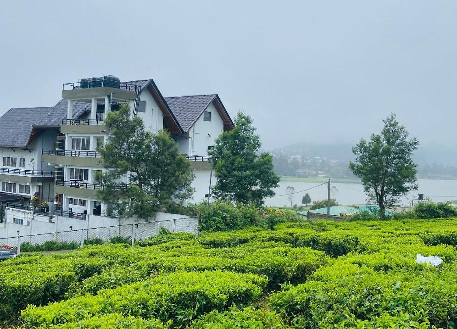 Queens Hotel Nuwara Eliya
