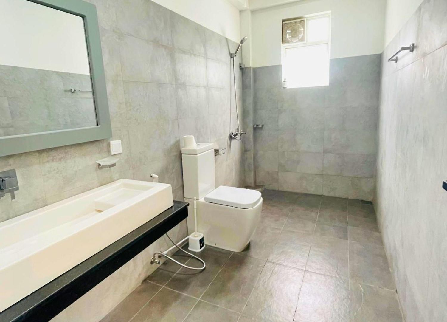 Queens Mount Glen Heights Hotel 2*