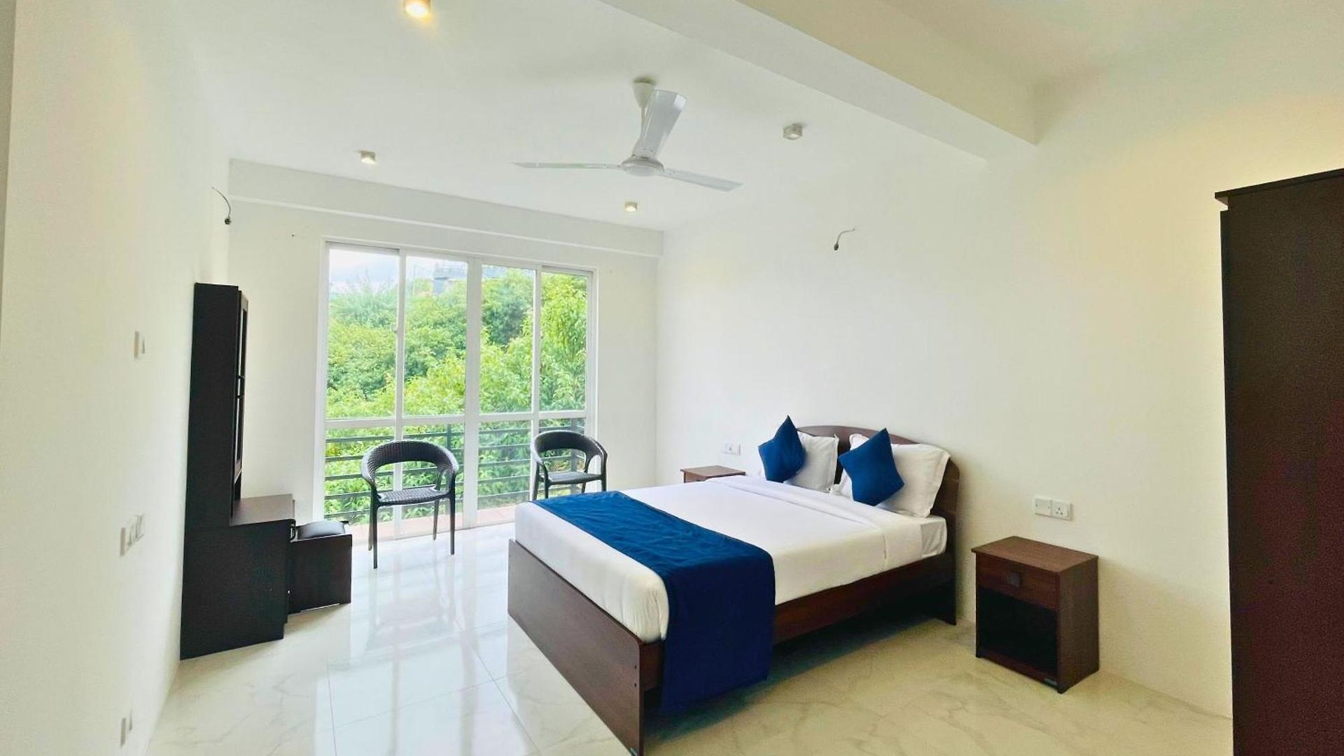 Queens Mount Glen Heights Hotel Nuwara Eliya
