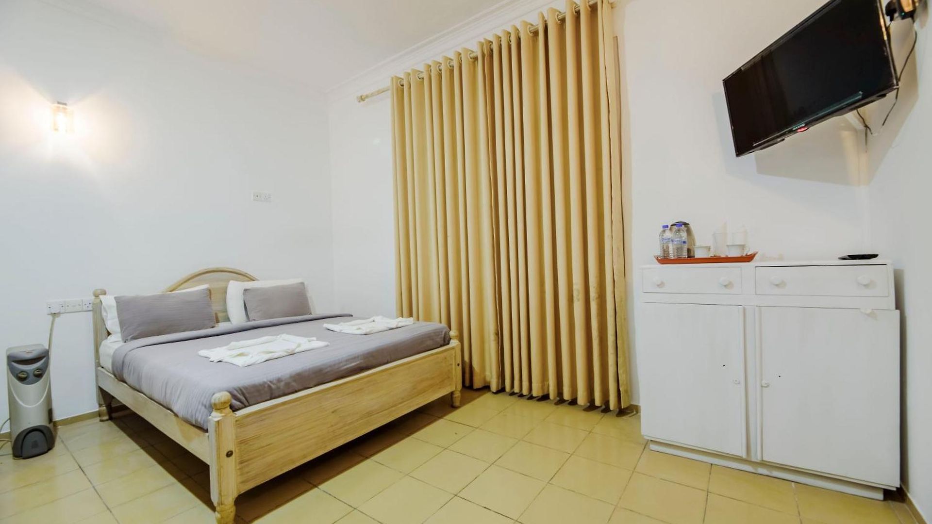 Hotel Oasis Hill Nuwara Eliya