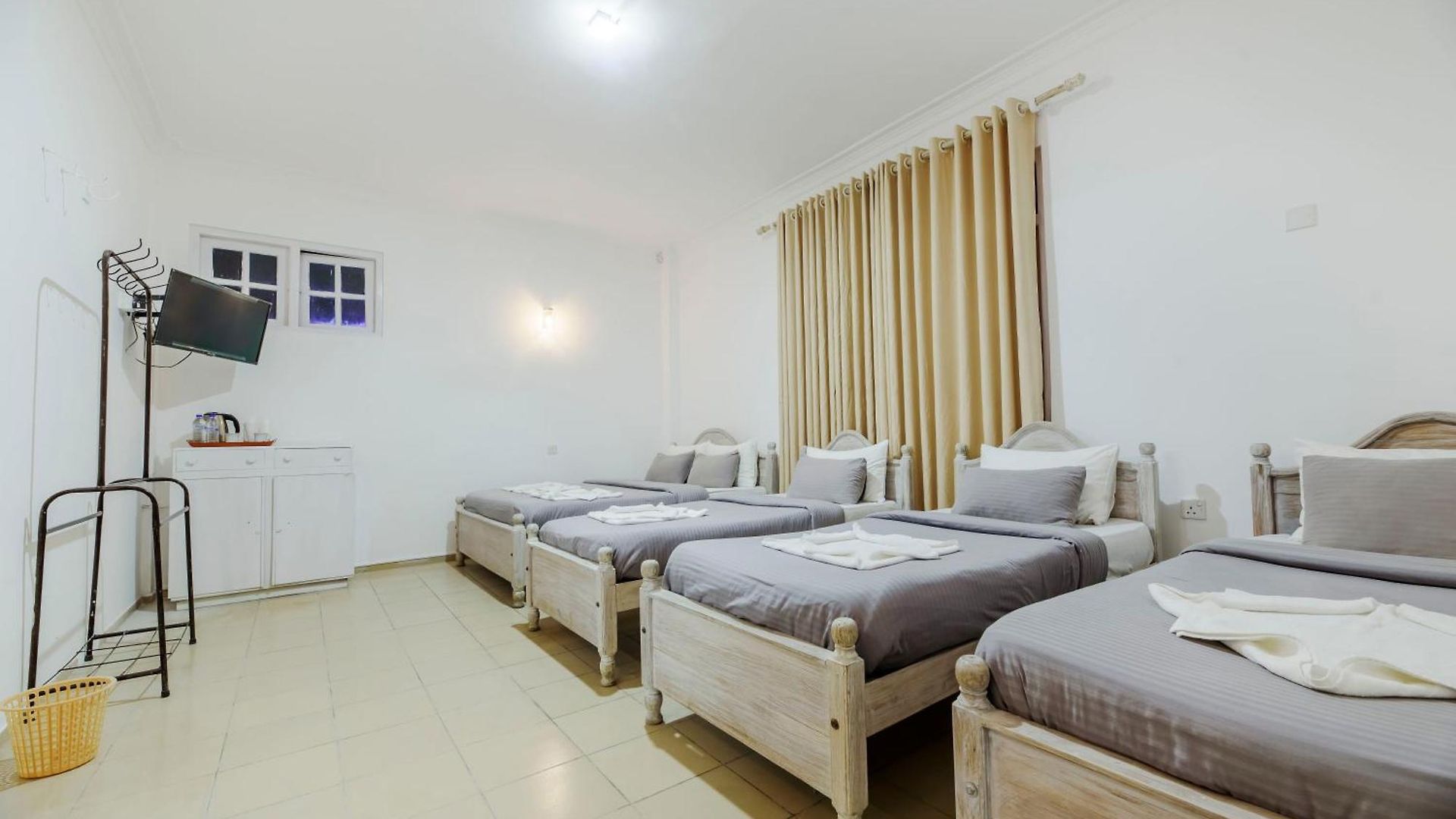 Hotel Oasis Hill