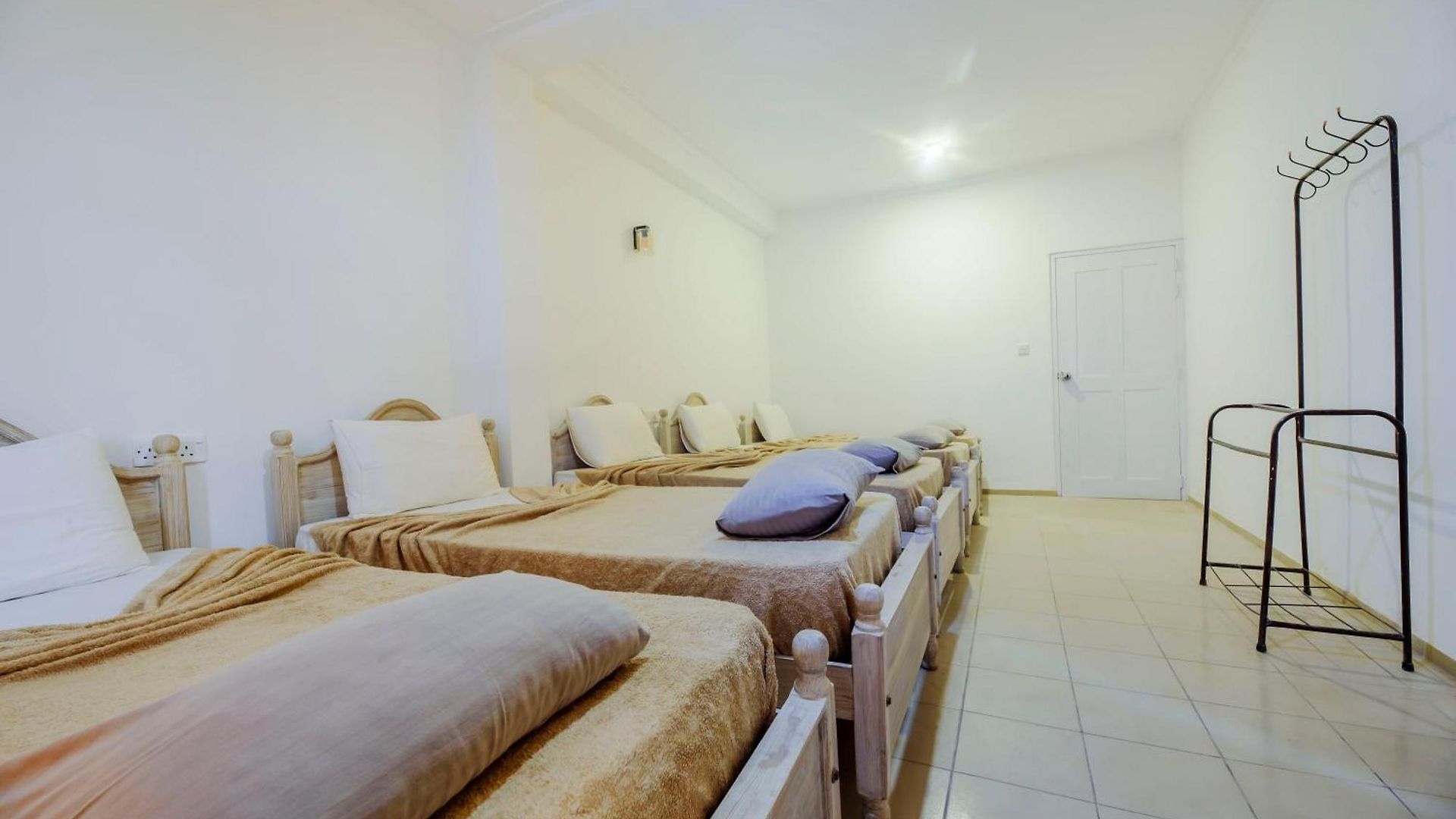 Hotel Oasis Hill 2*