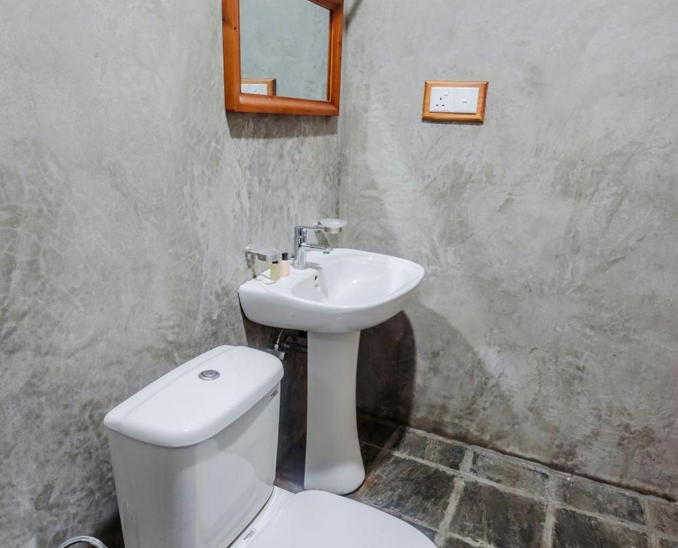 Hotel Oasis Hill 2*