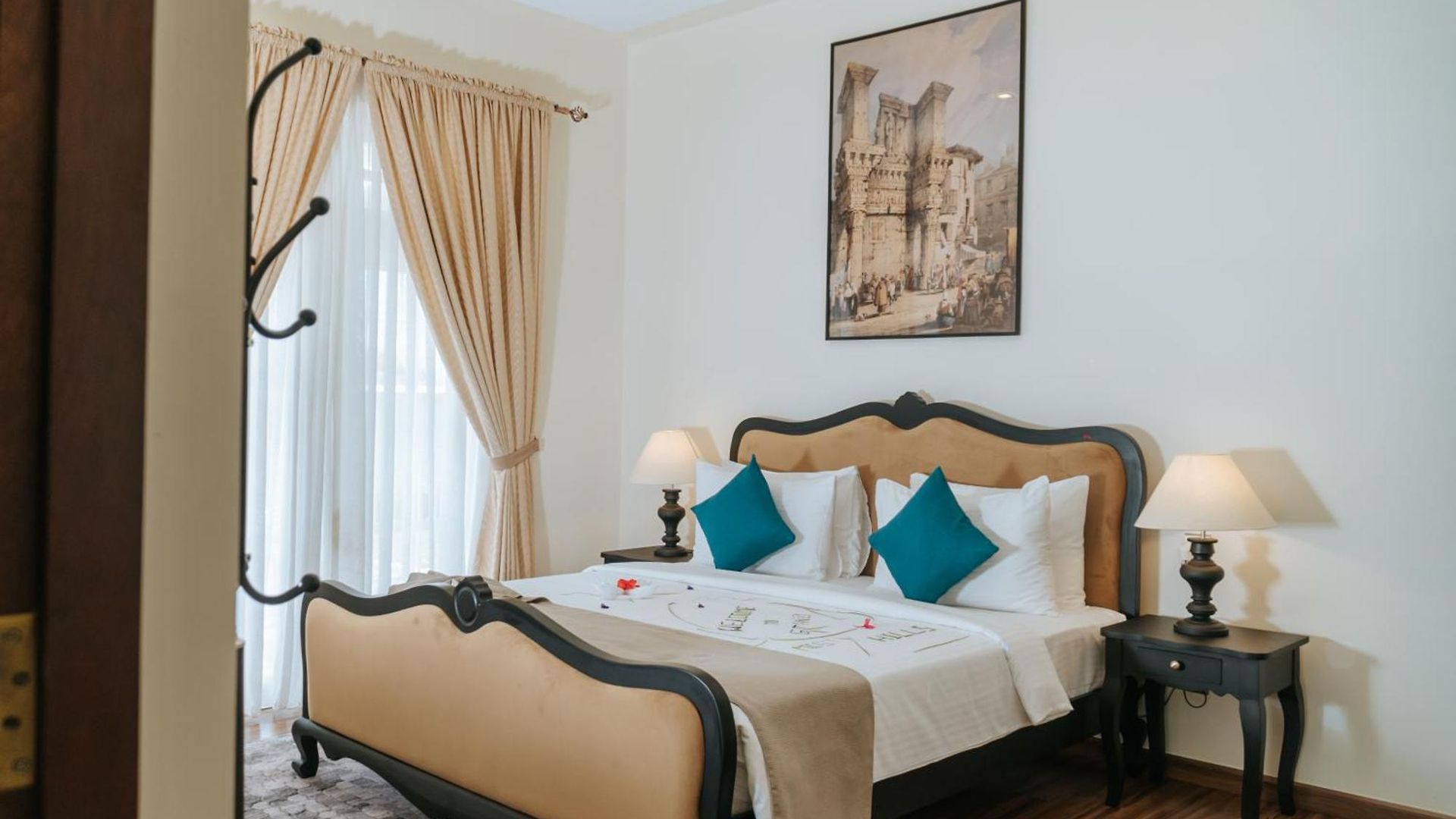 Hotel Grand Misty Hills *