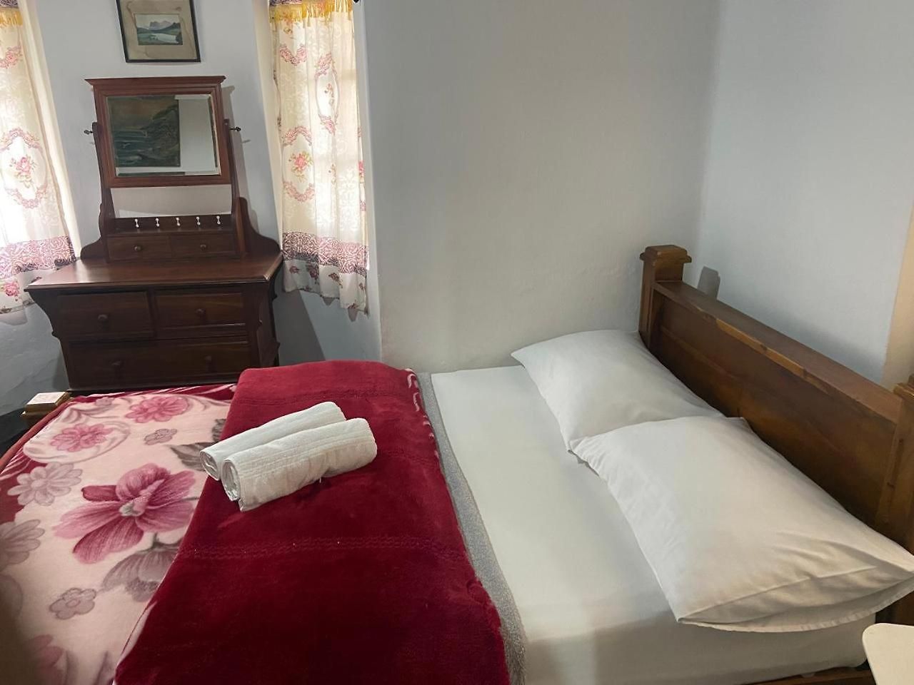 Ruchi House 3*