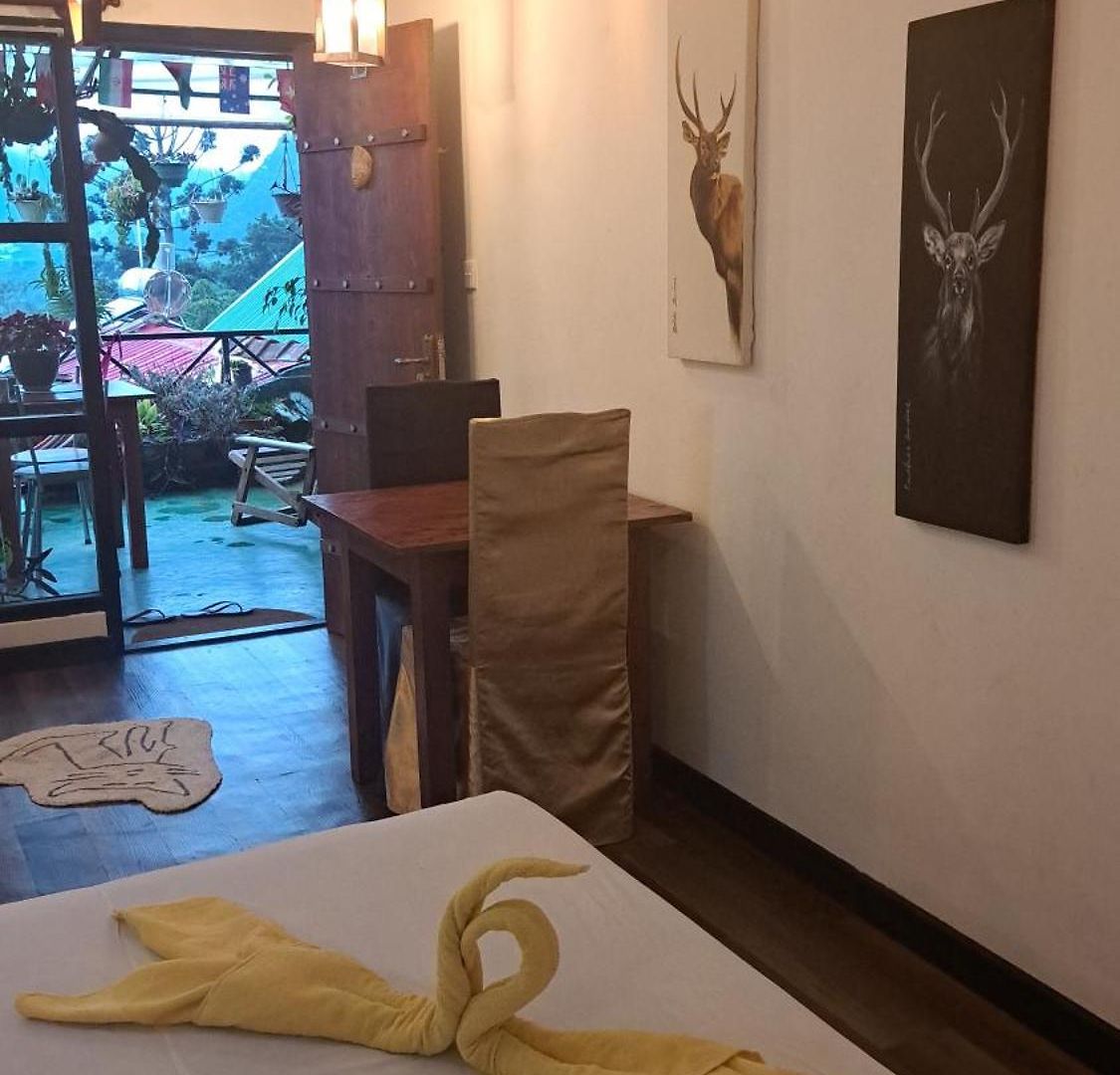Redwood Guest house *