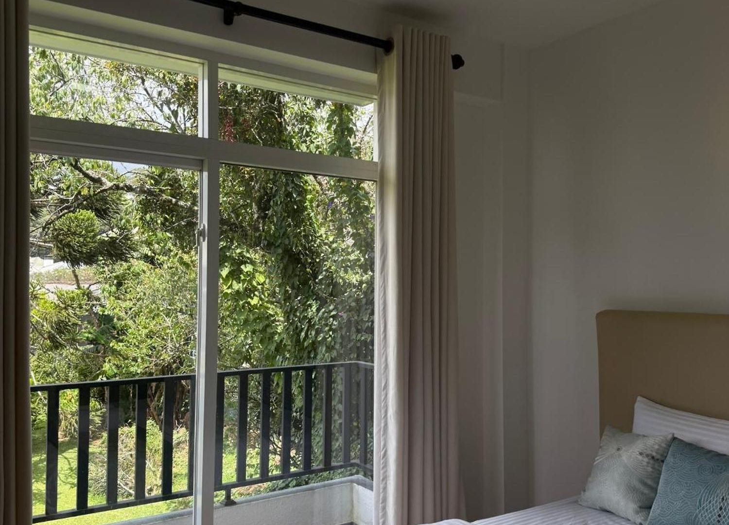Nomentano Blue -luxury Apartments- Nuwara Eliya