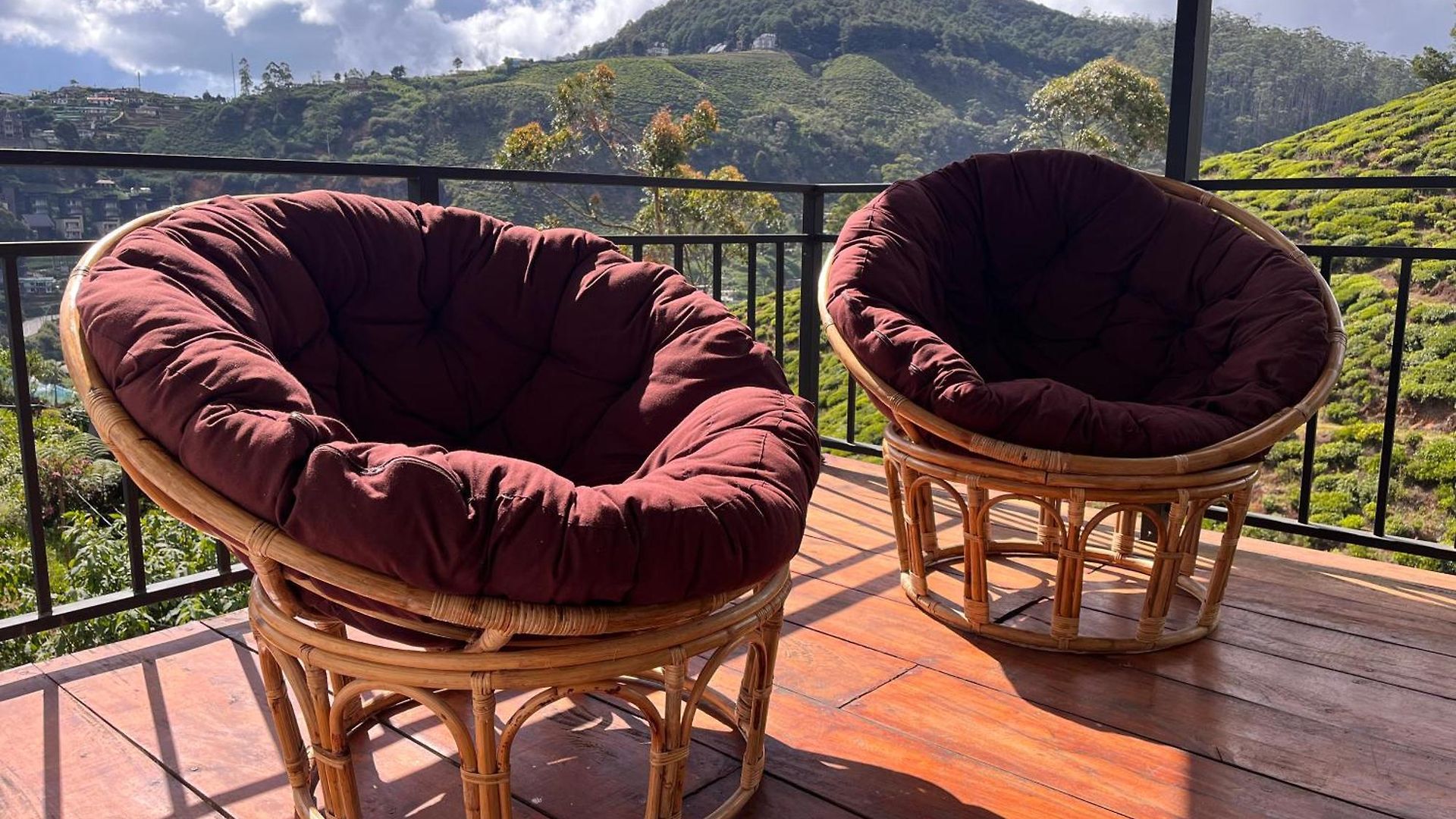 Seeming Nuwara Eliya