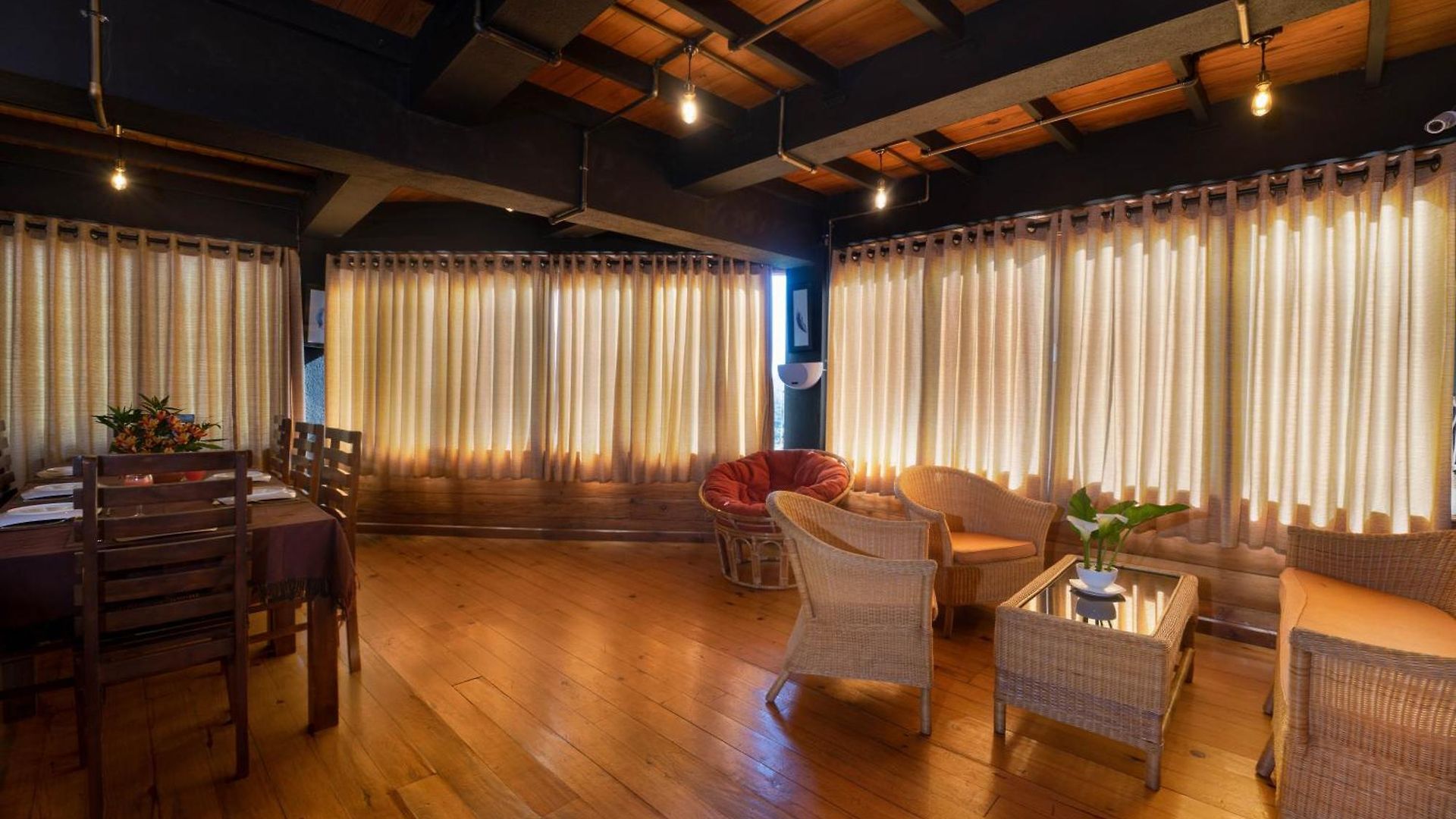 Hotel Amansara - Panoramic View Villa, Nuwara Eliya