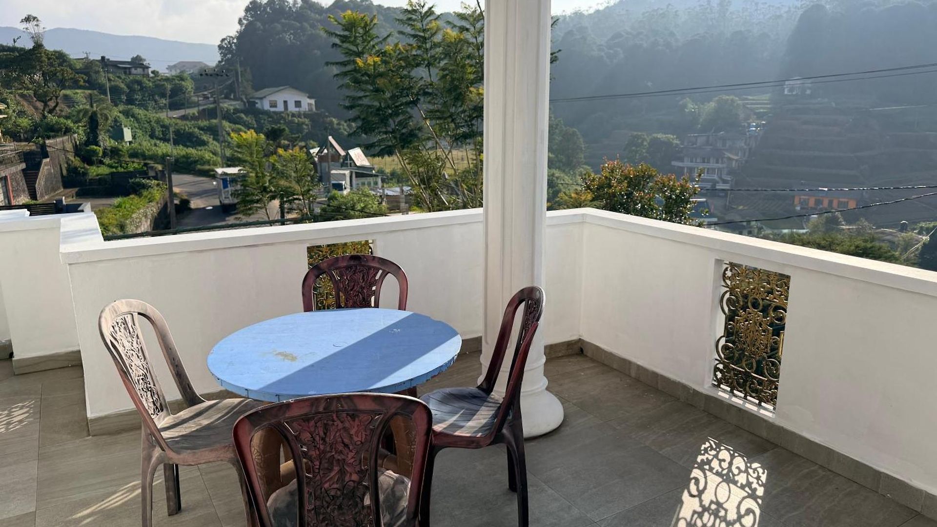 Drizzle Ridge * Nuwara Eliya