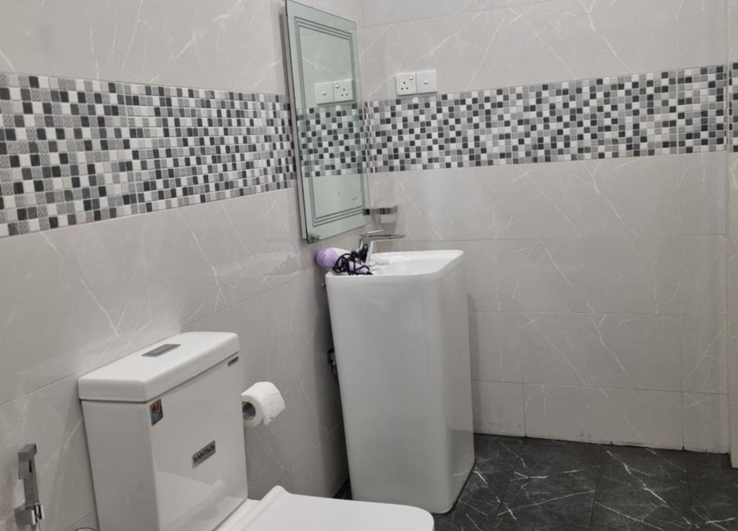 Astoria Hotel 3*
