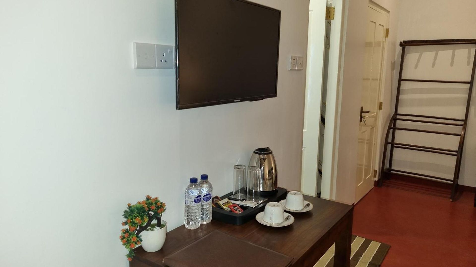 Astoria Hotel Nuwara Eliya