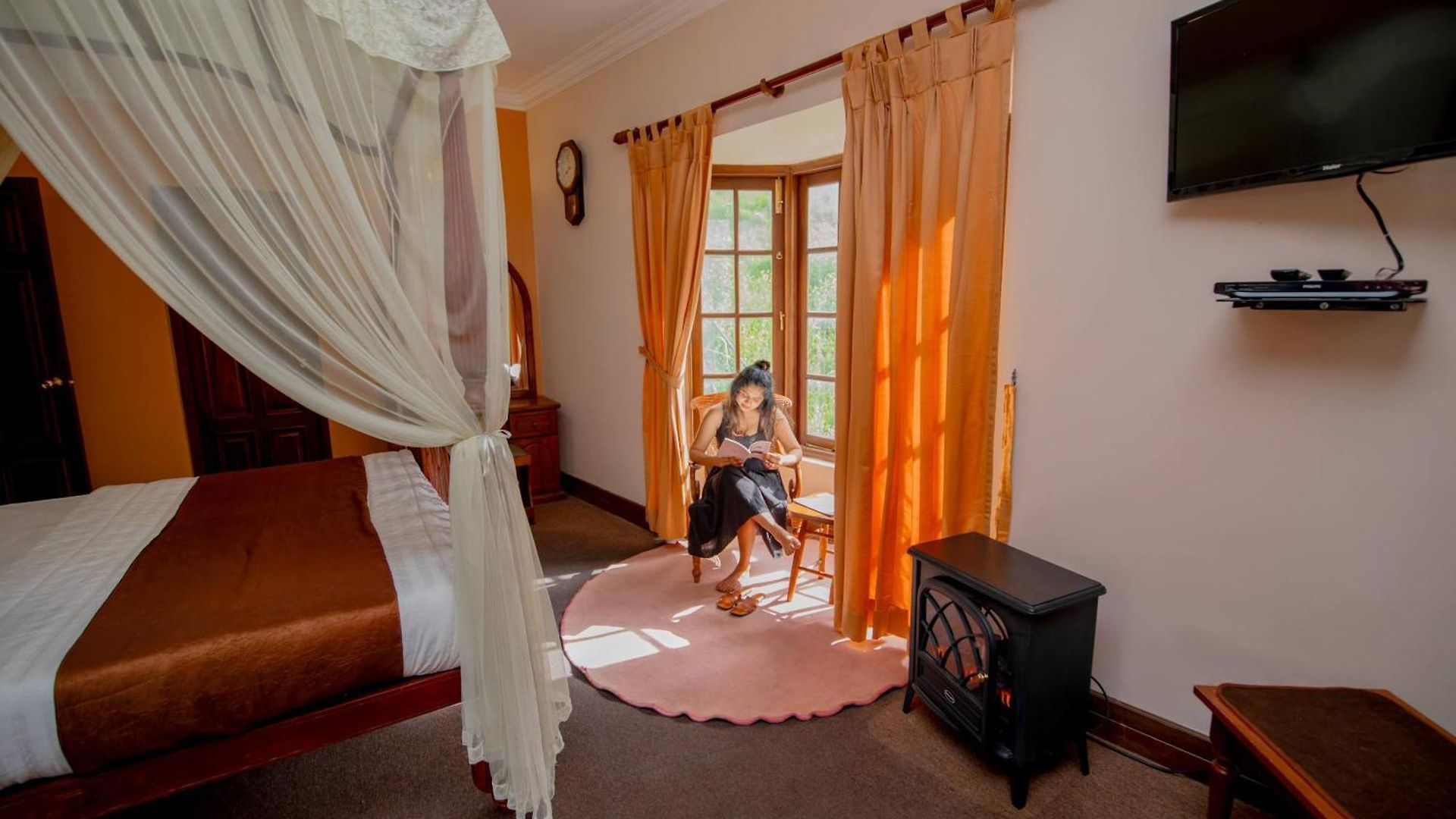 Ard Lui Hotel