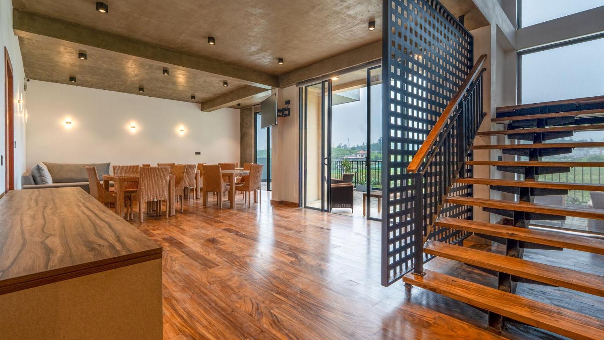 Southern Seven Hotel 3*