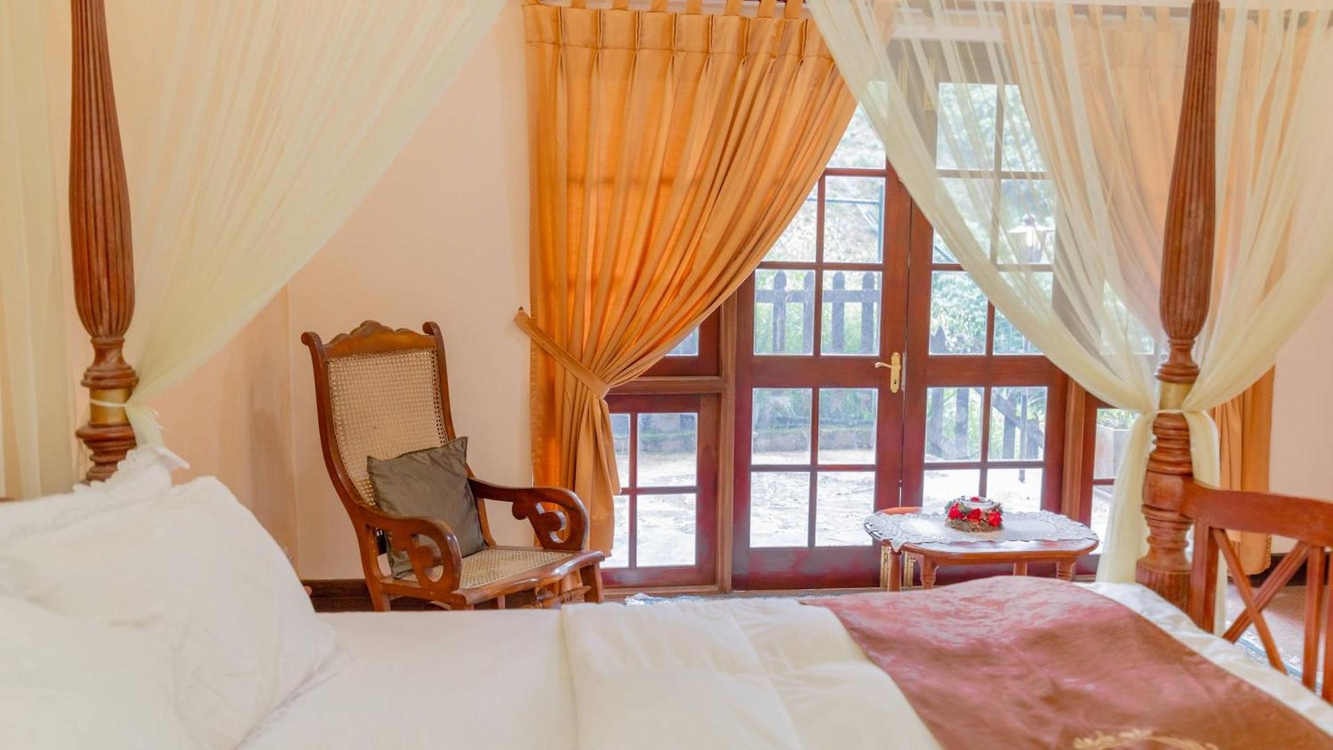 Ard Lui Hotel 4*