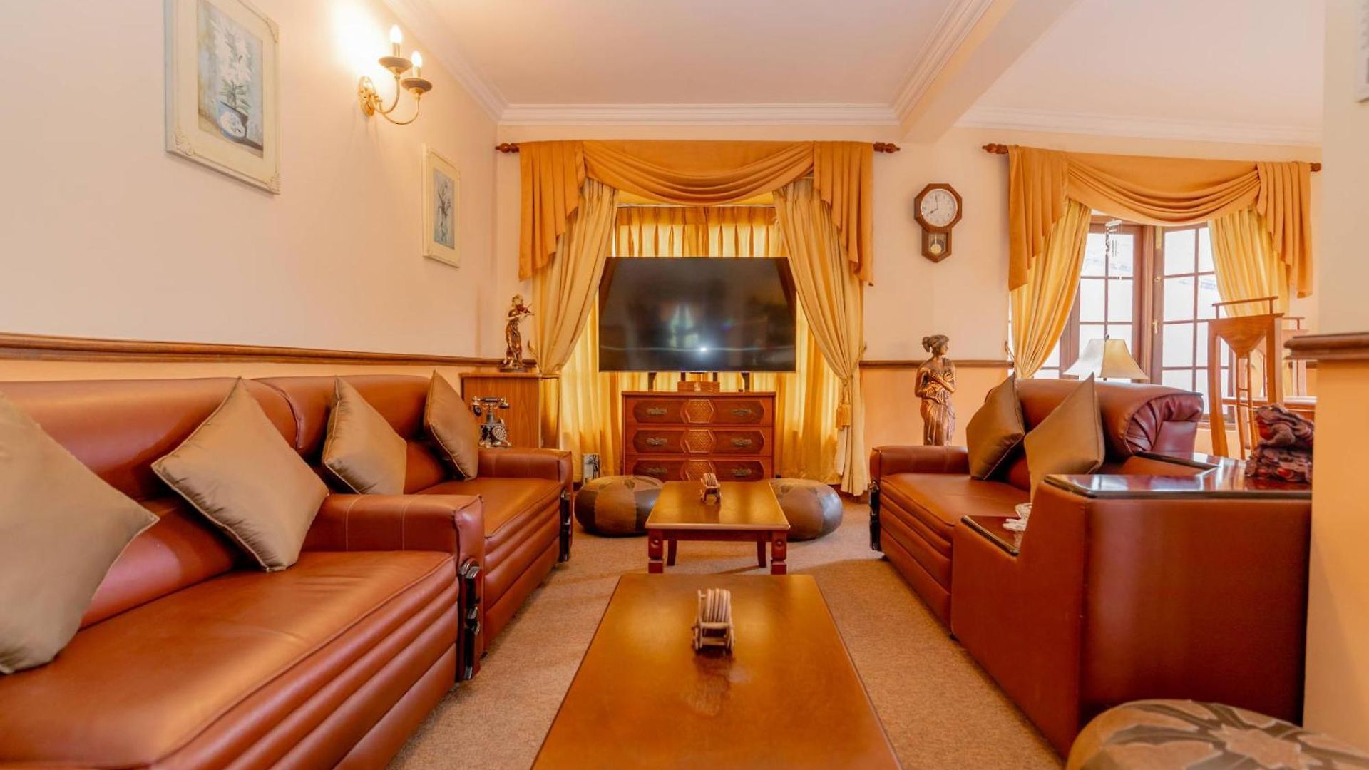 Ard Lui Hotel